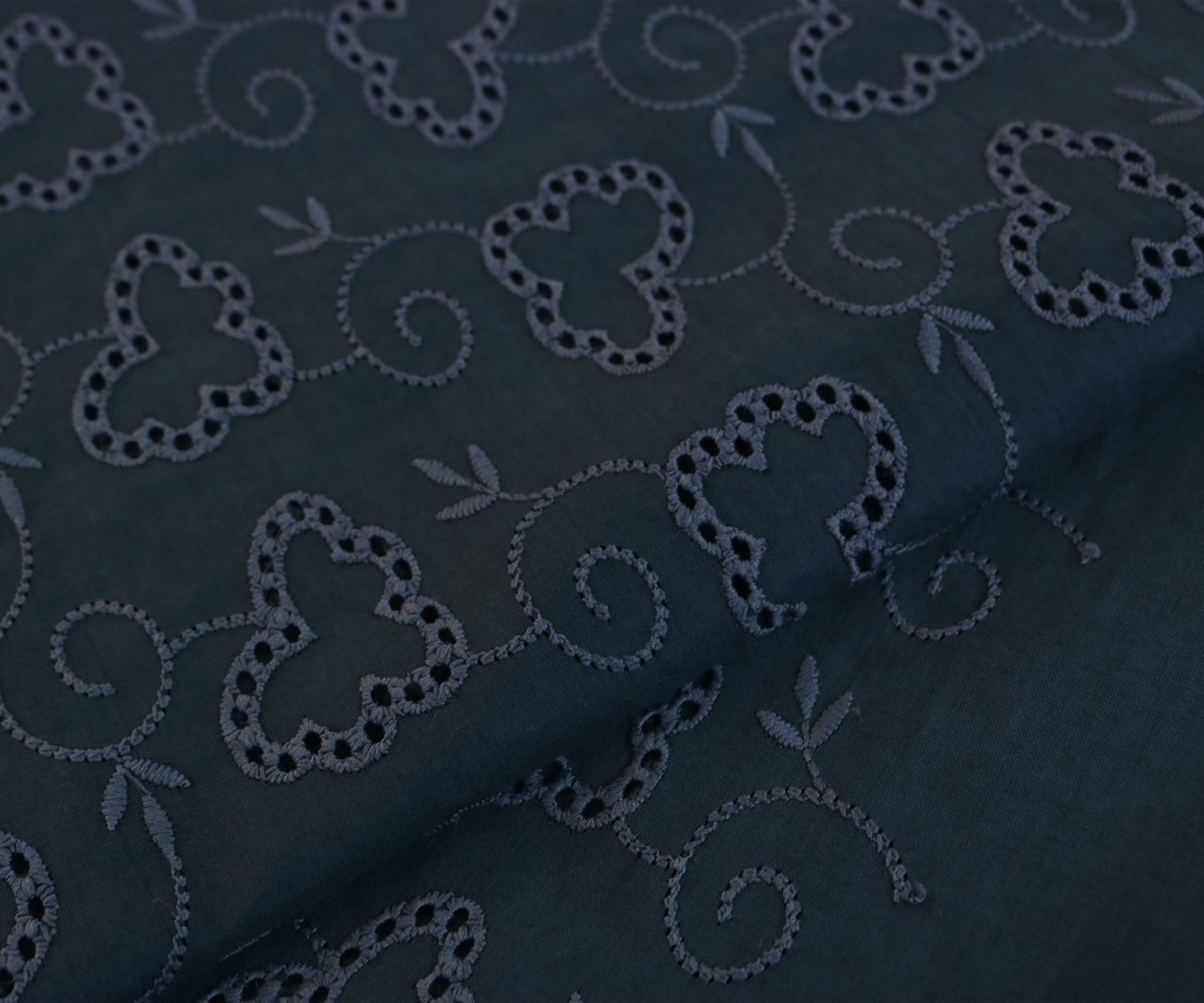 2Piece – Embroidered Lawn H25L2P137 - Image 2