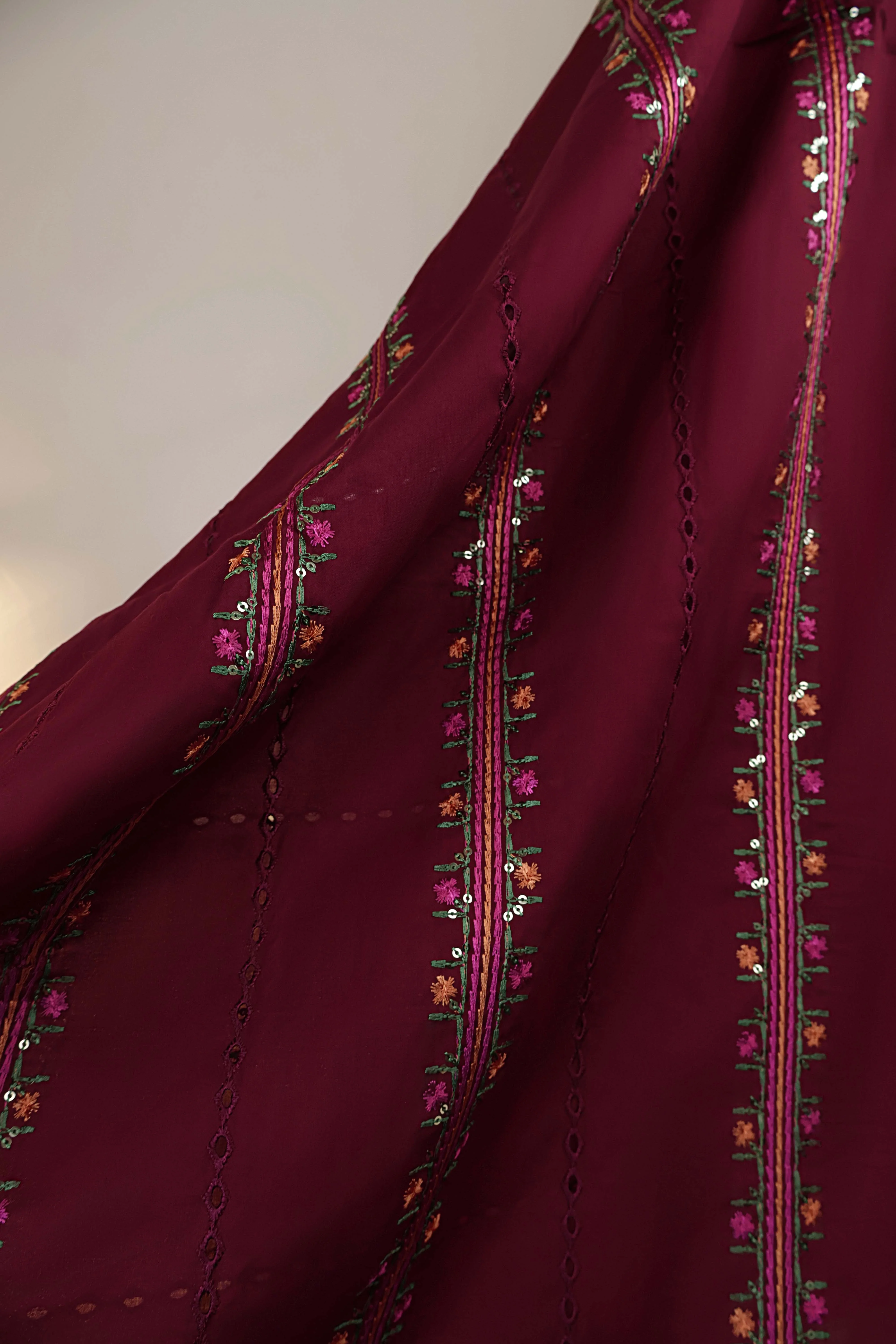 2Piece – Printed Embroidered Lawn EL2PSR138A - Image 5