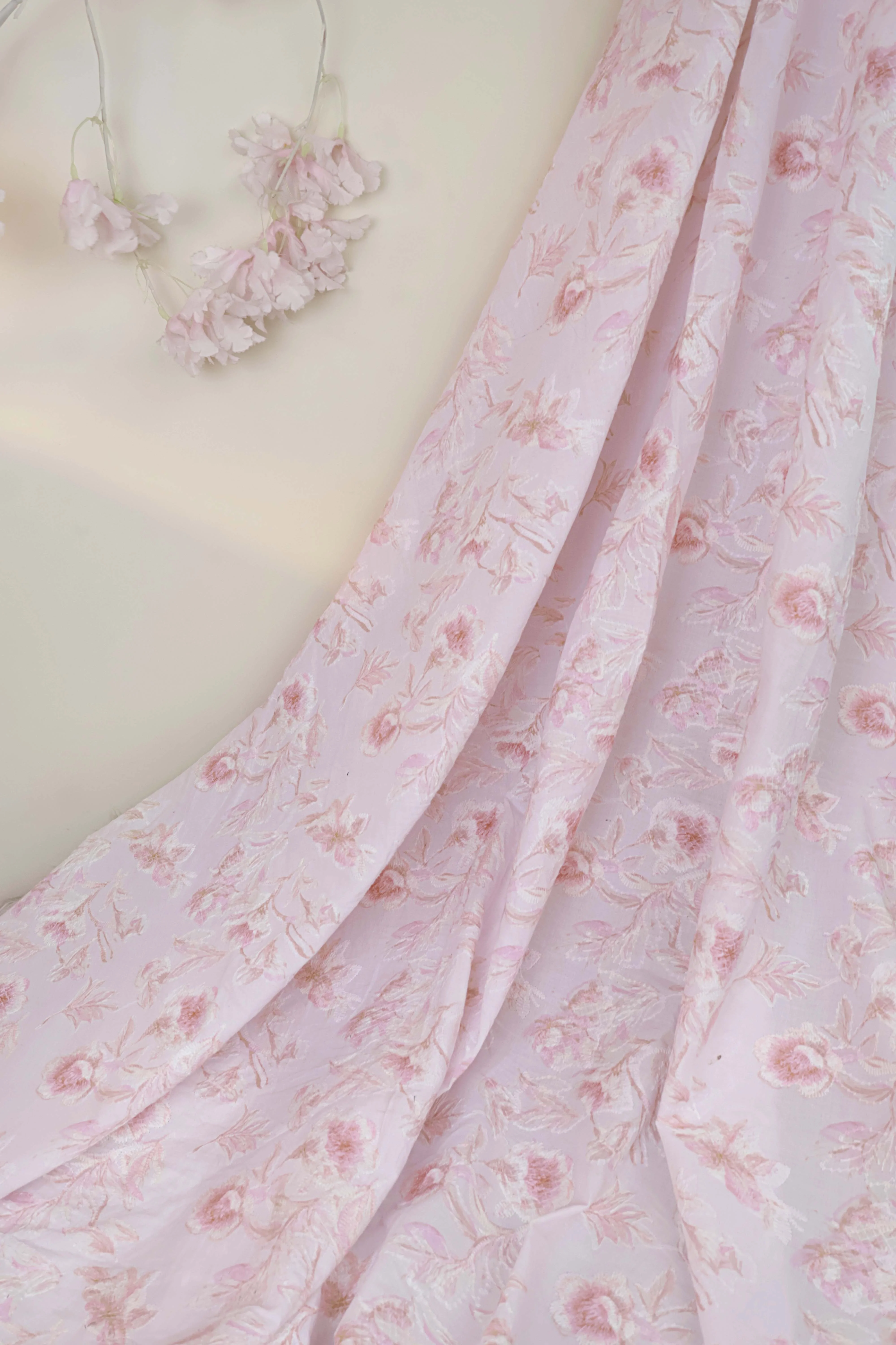 Embroidered Lawn RB102 - Image 3