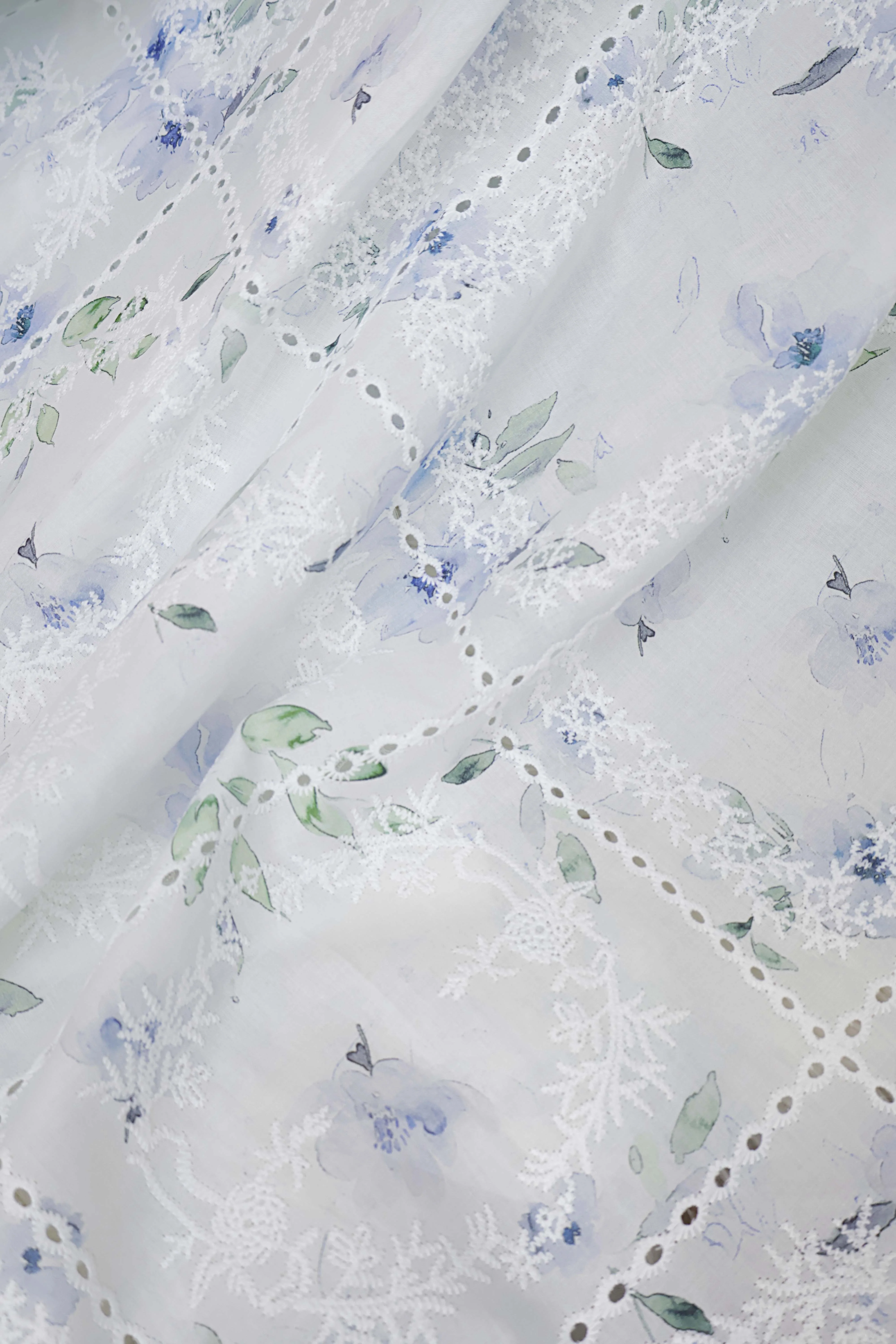 Printed Embroidered Lawn RB130 - Image 3