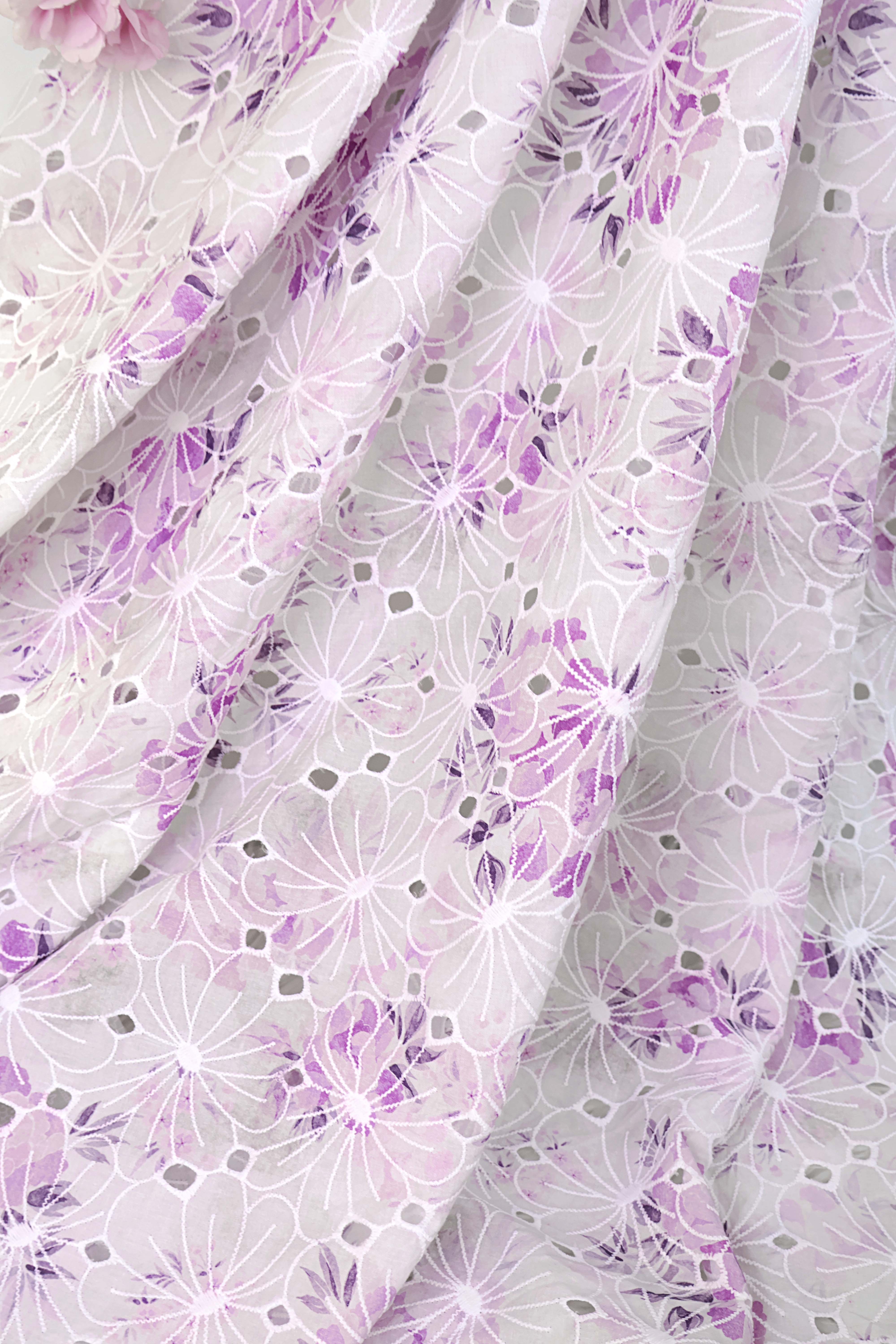Printed Embroidered Lawn RB131
