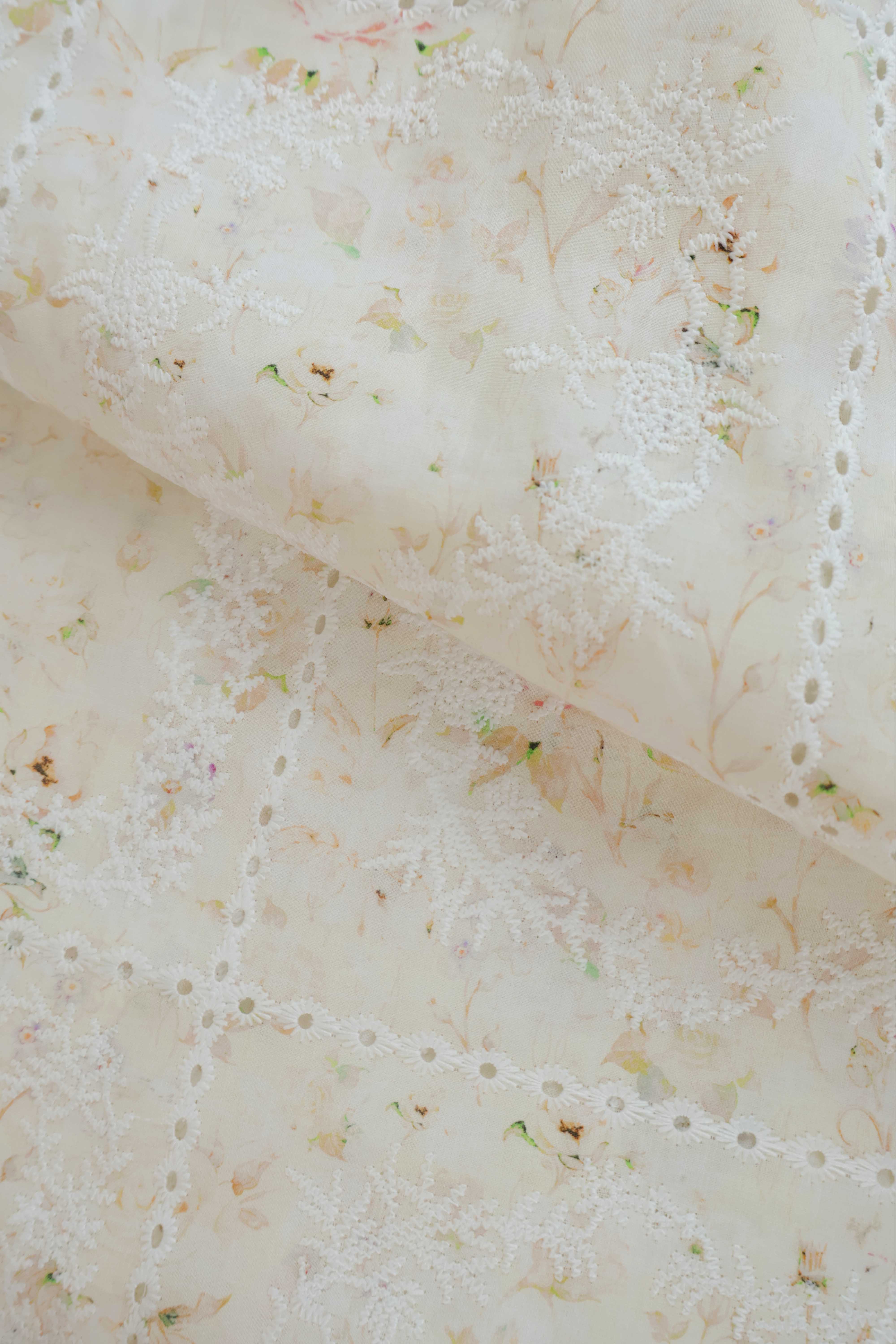 2Piece – Printed Embroidered Lawn RB23 - Image 3