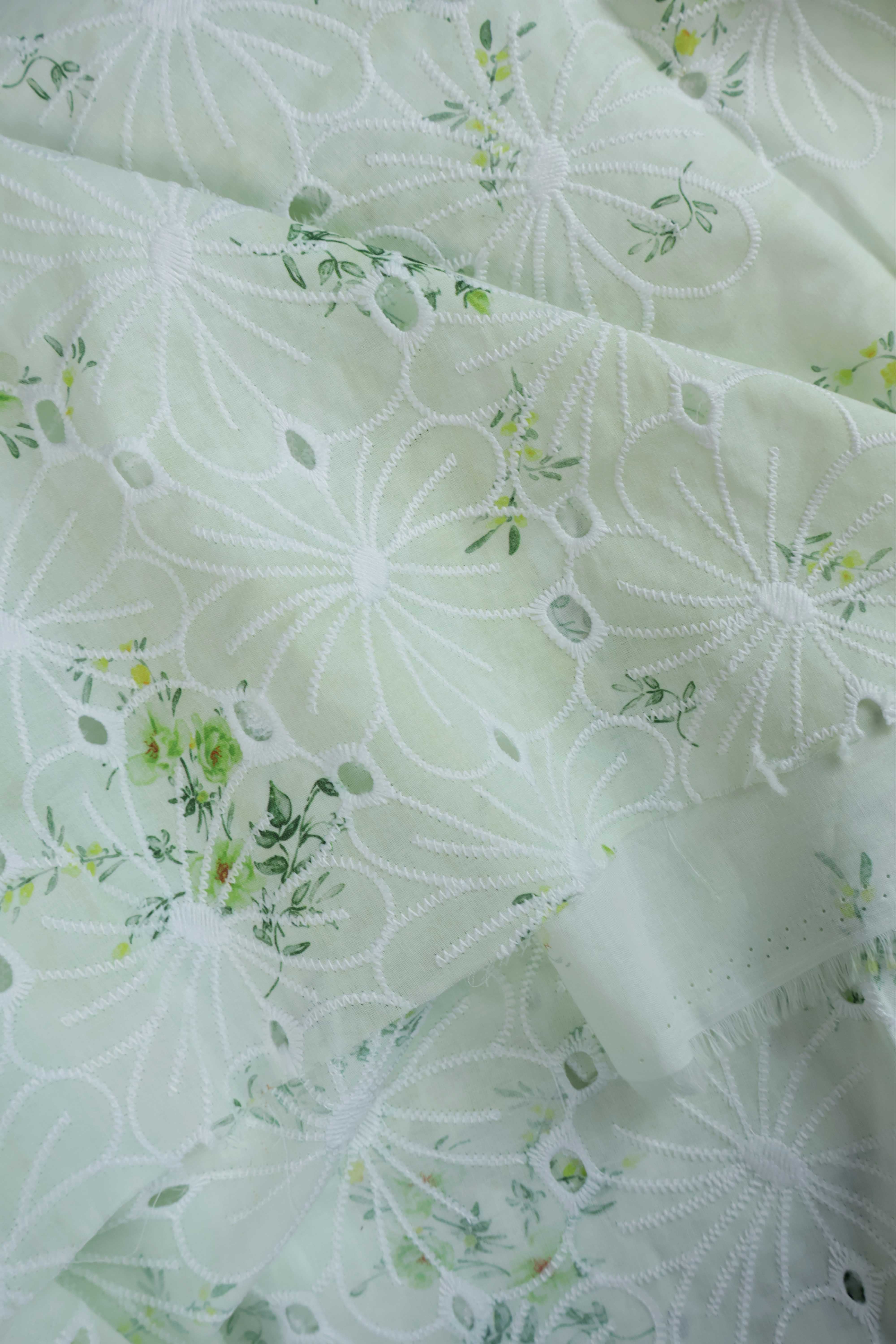 2Piece – Printed Embroidered Lawn RB86 - Image 3