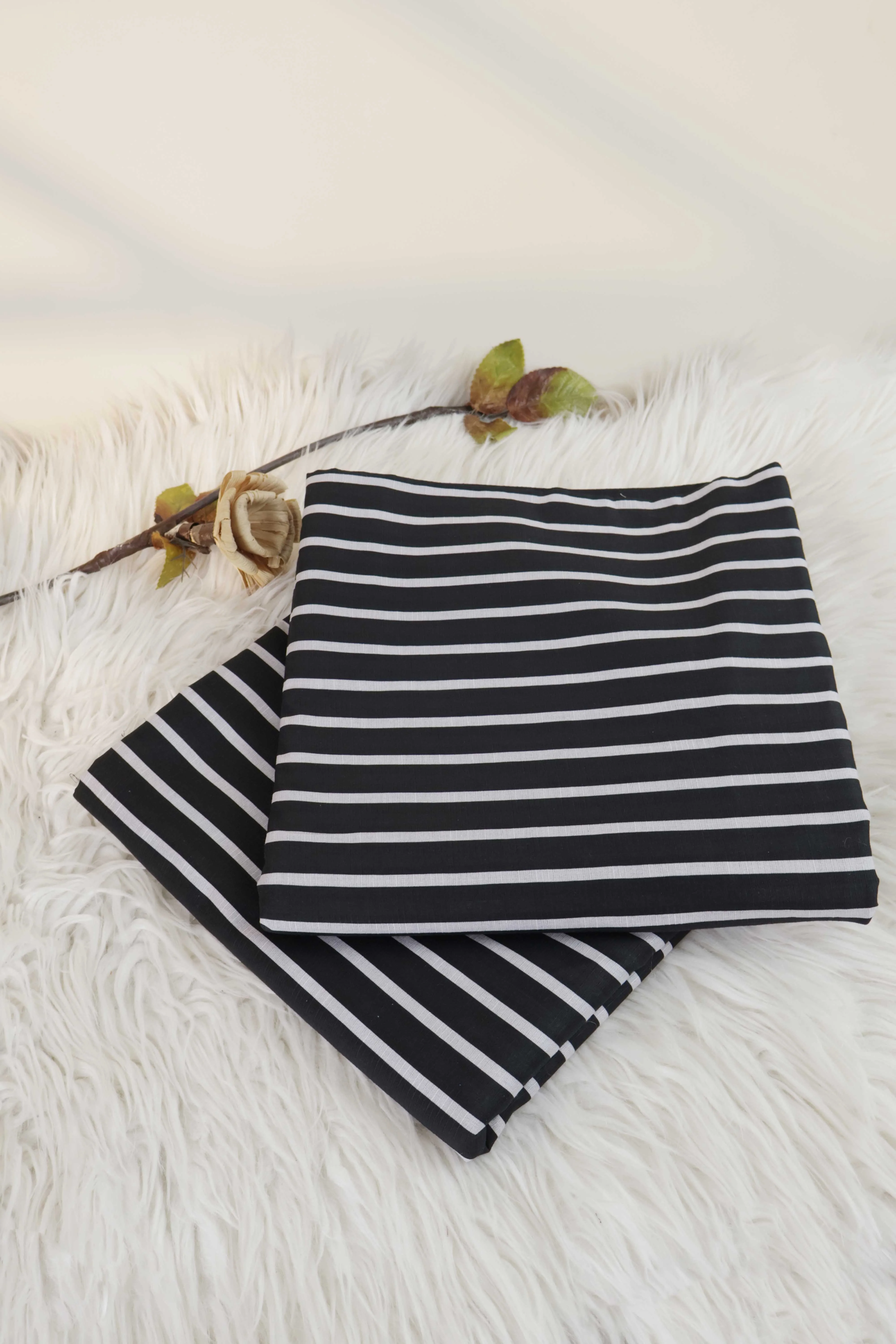 2Piece – Printed Self Lawn L2P372