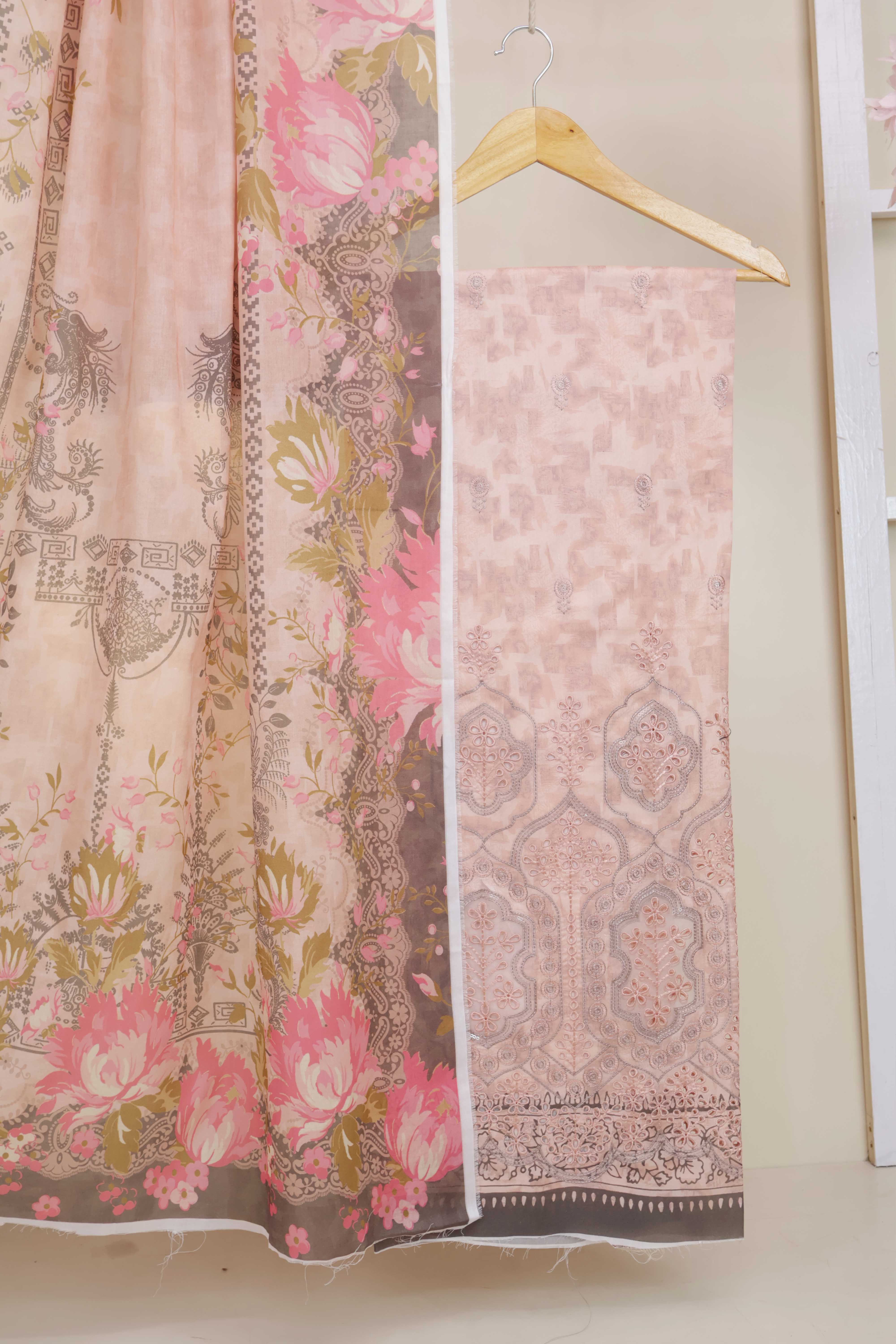 3-Piece Lawn Embroidered Suit V4D03 - Image 4