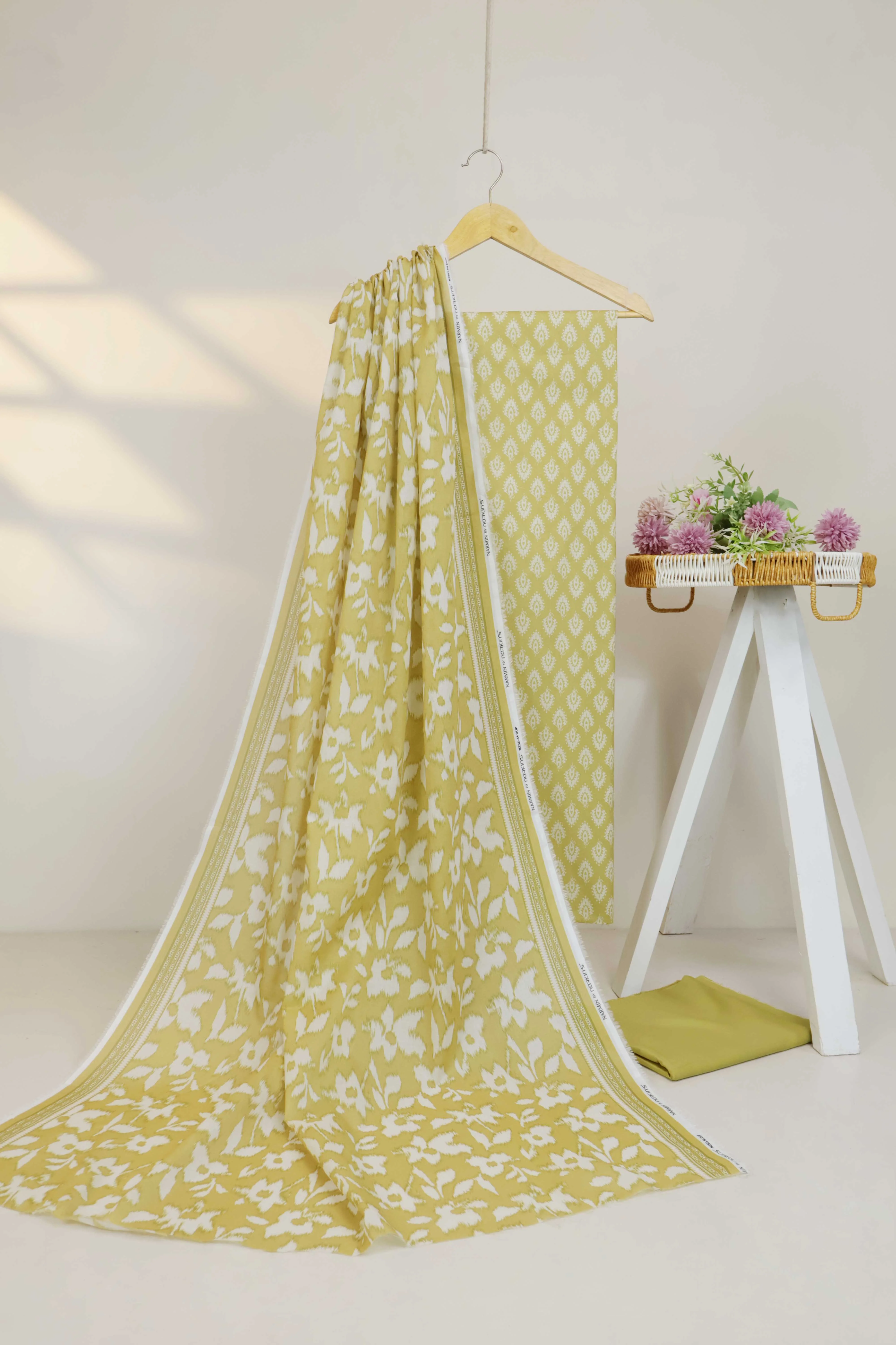 3PC-Lawn Printed Suit 3PLBS112