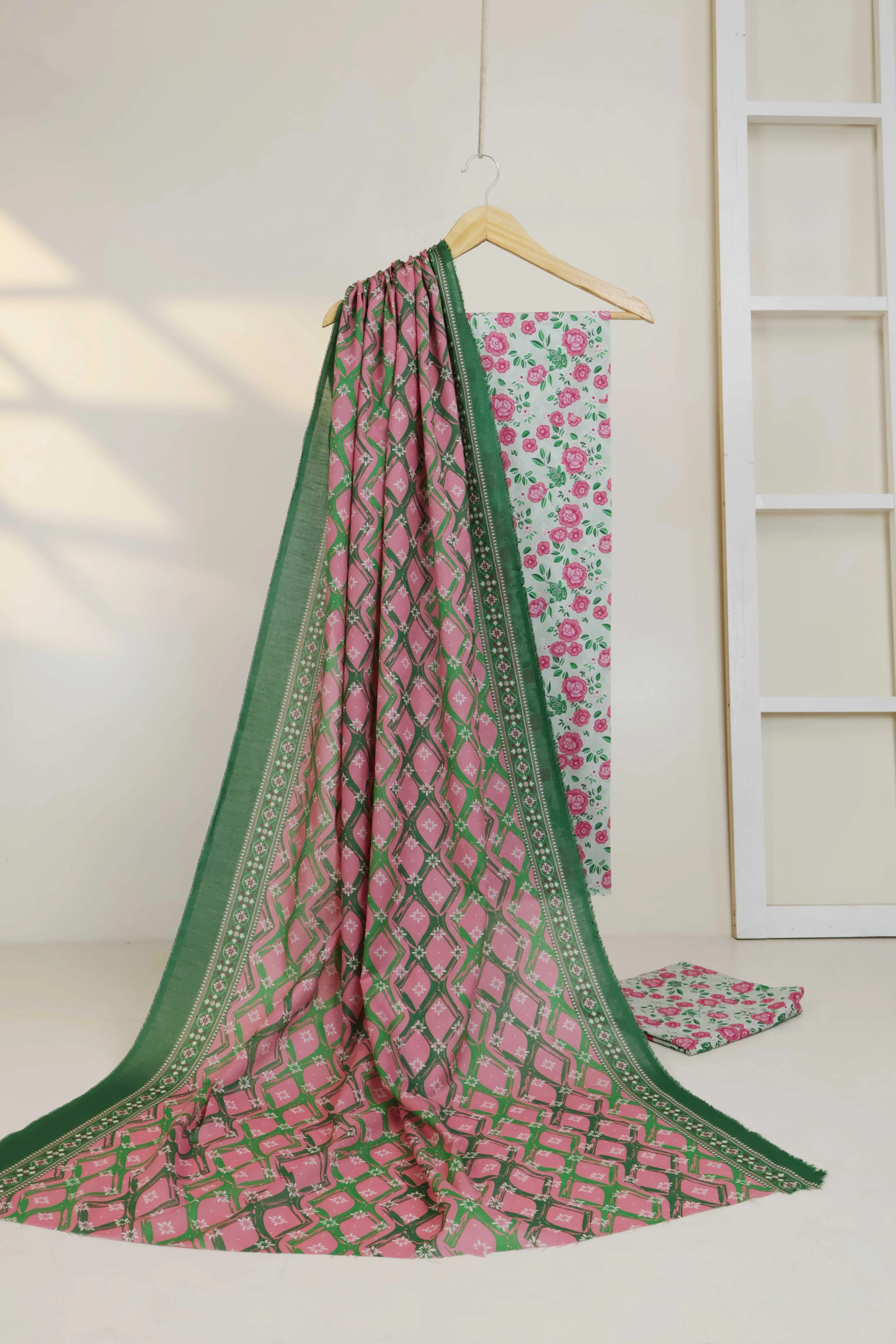 3PC-Lawn Printed Suit 3PLBS118