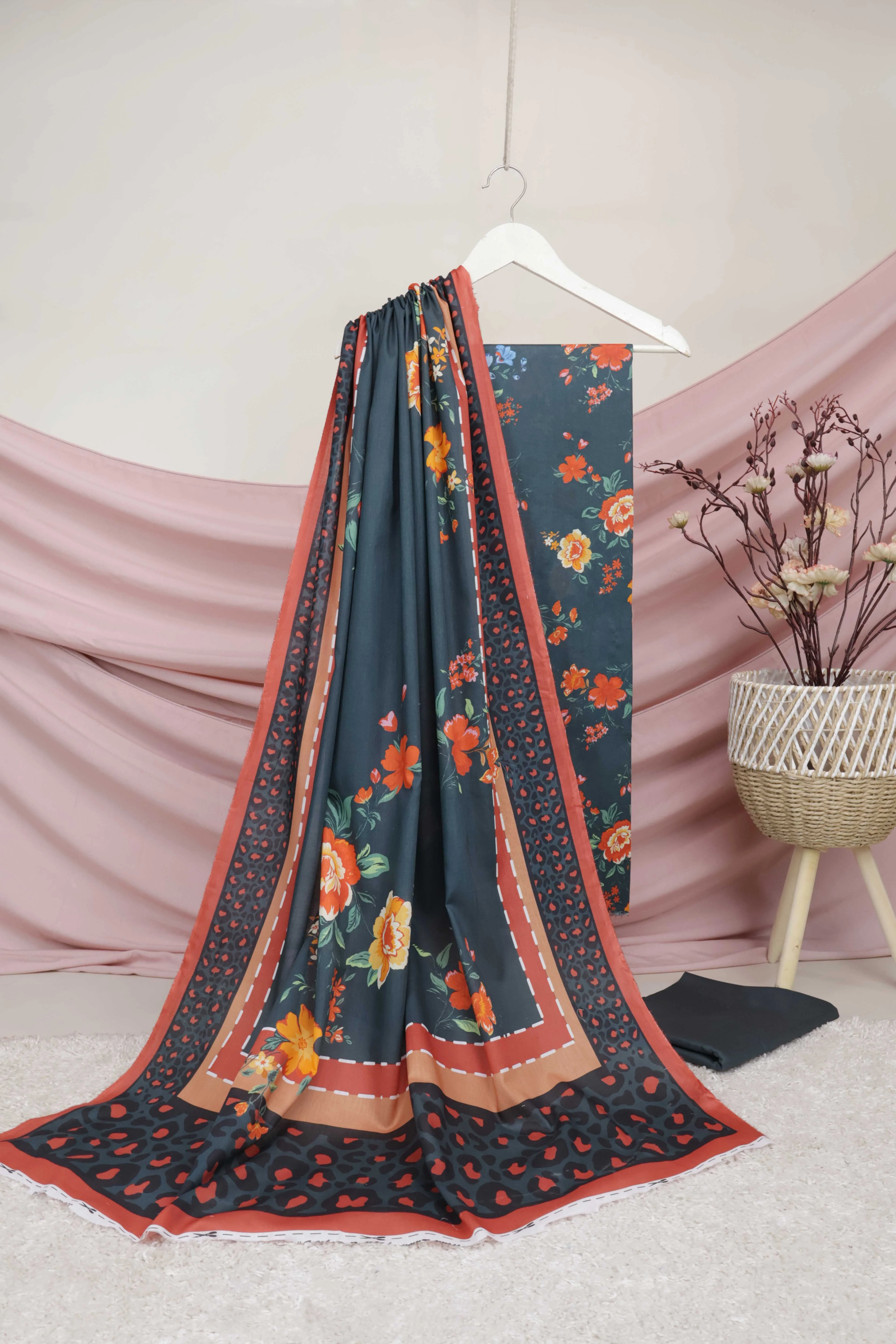 3PC-Lawn Printed Suit 3PSL12 - Image 3