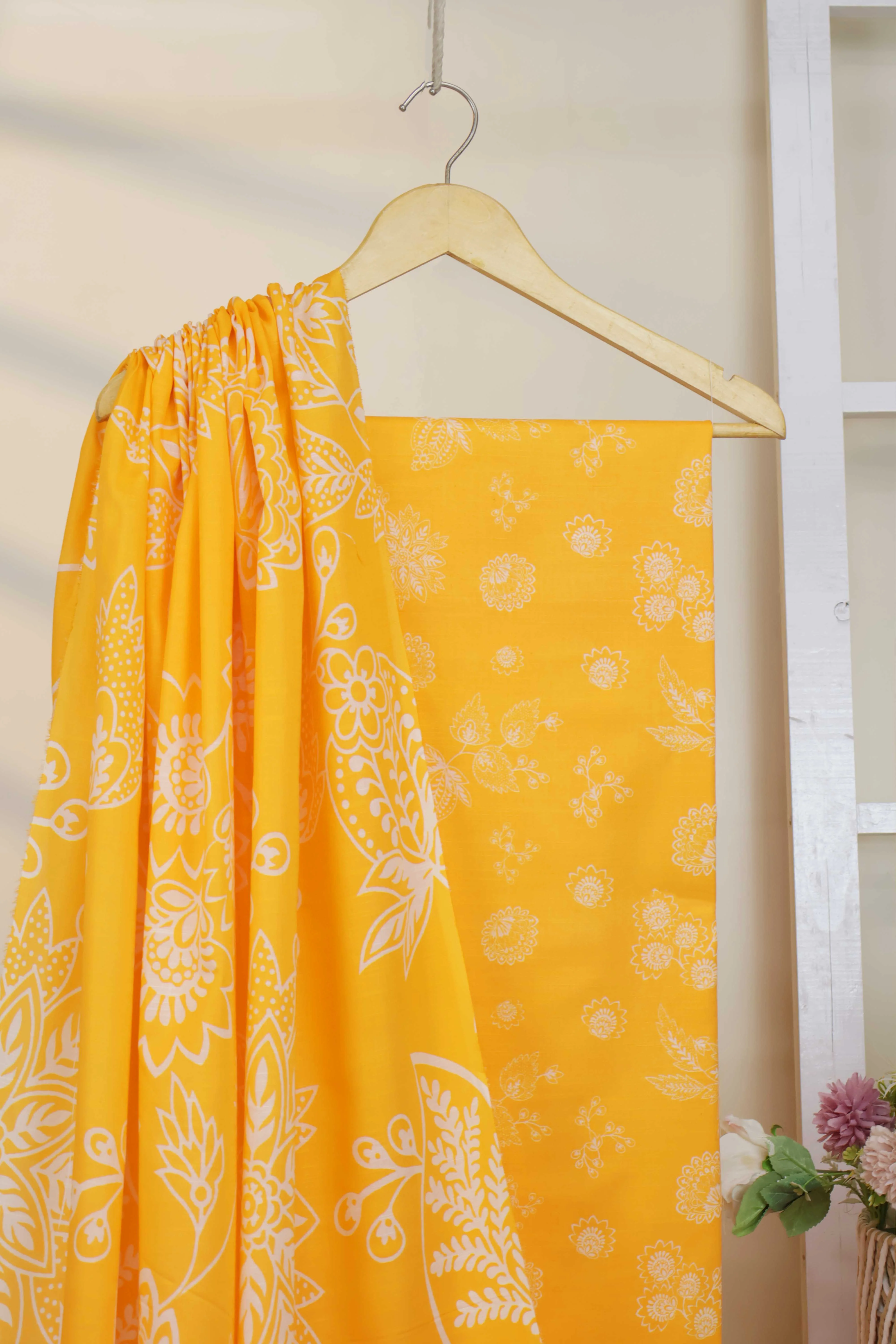 3PC-Lawn Printed Suit 3PSL31 - Image 5