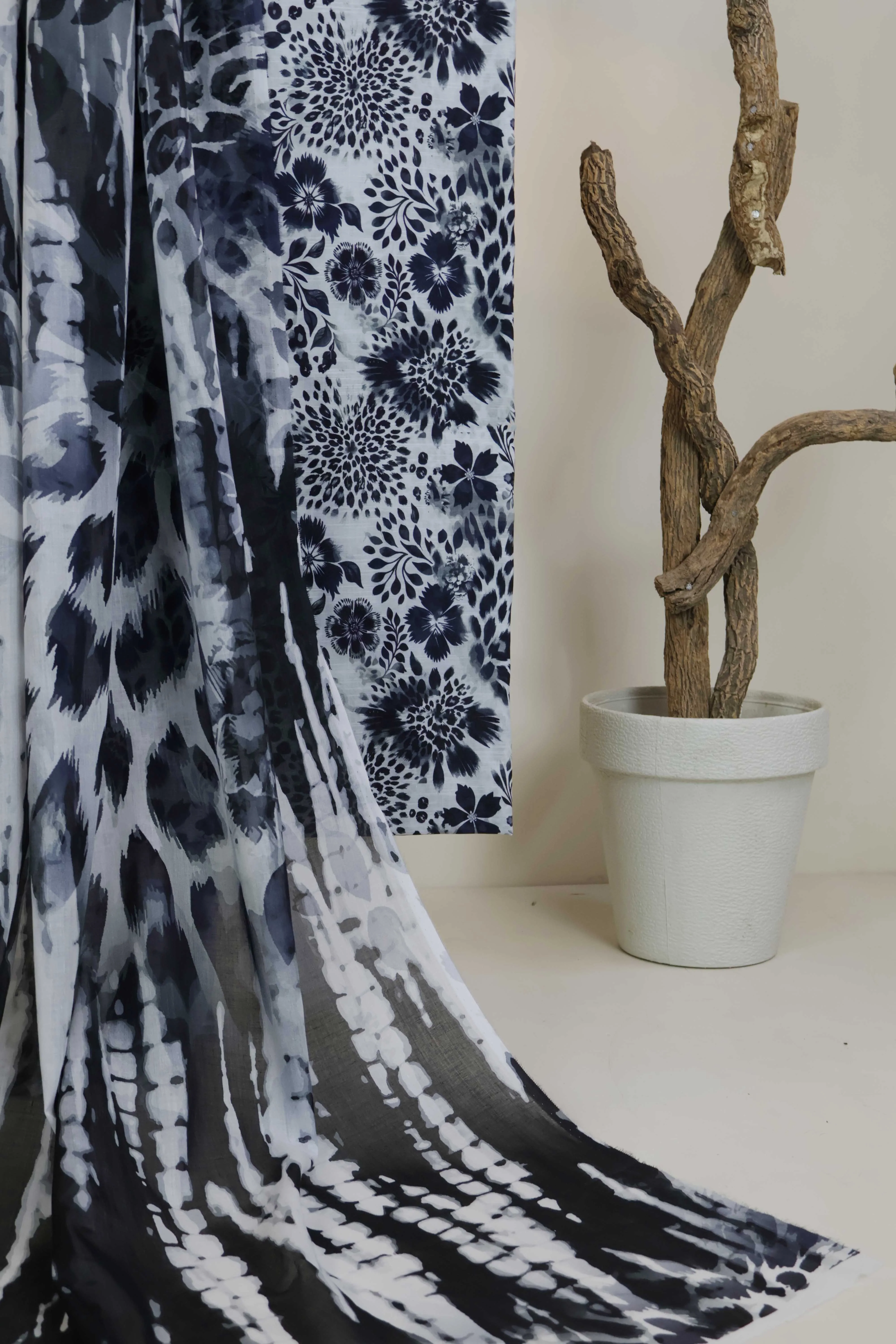 3pc-Lawn Printed Suit H25SLST102 - Image 5