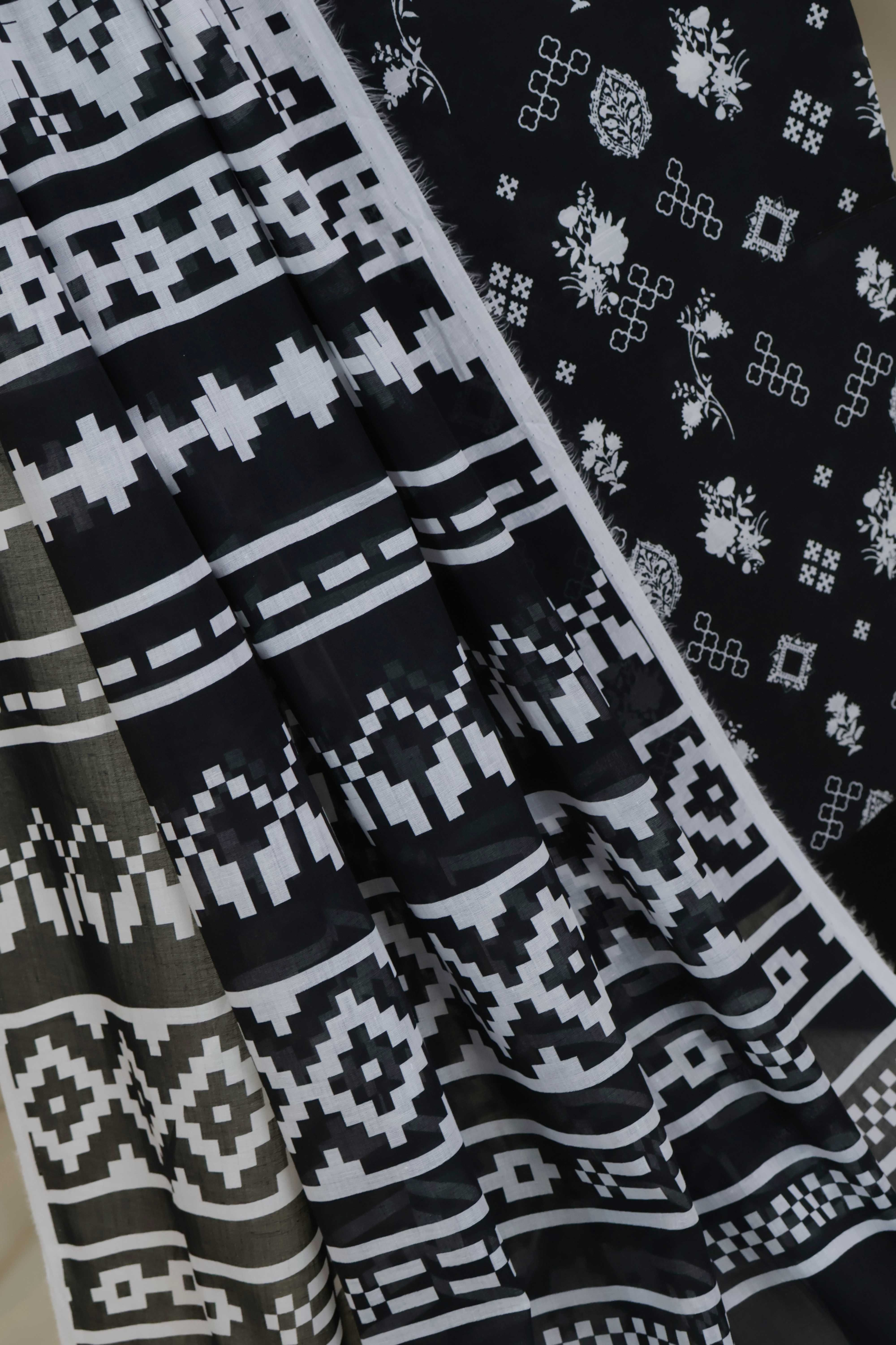 3pc-Lawn Printed Suit H25SLST103 - Image 5