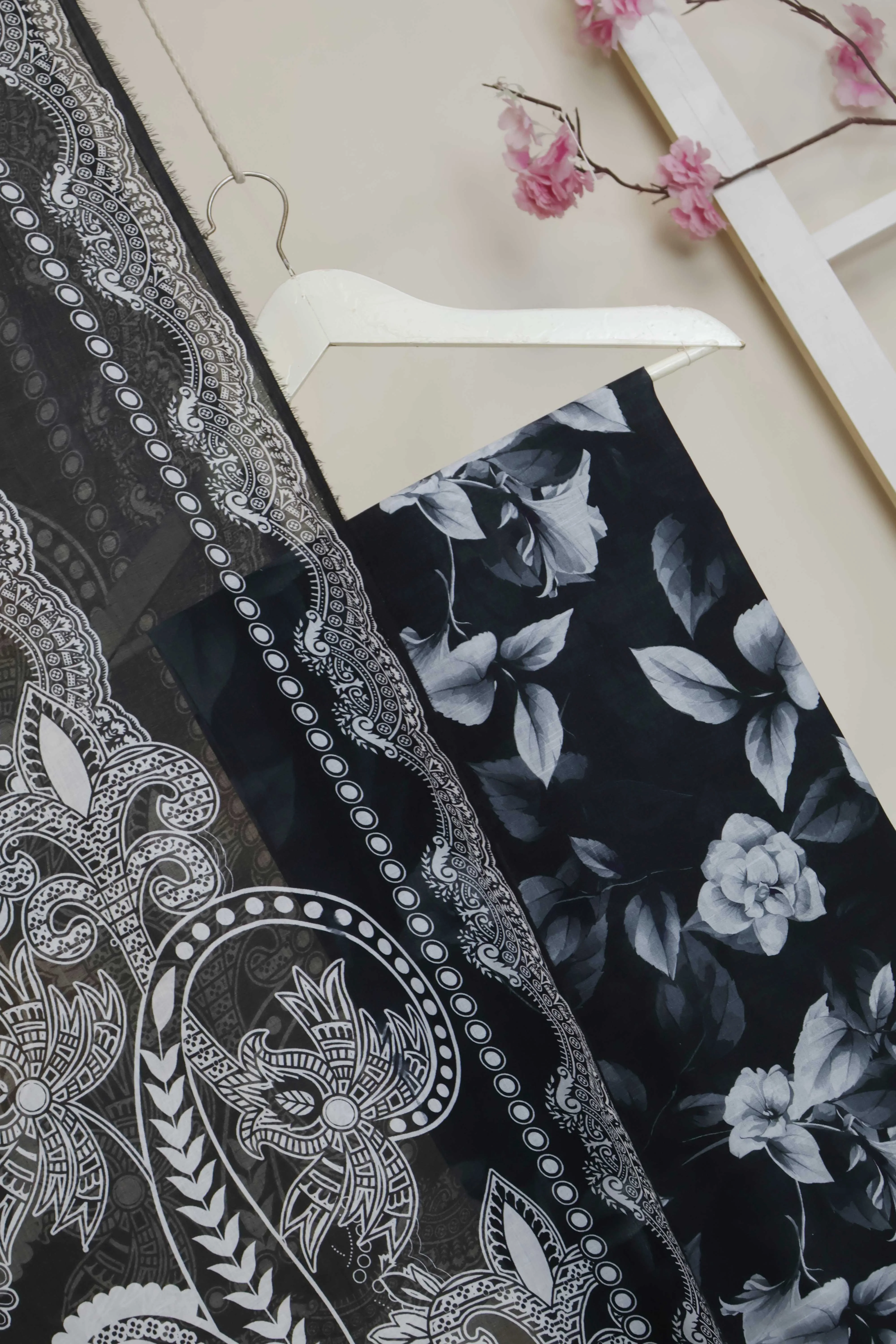 3pc-Lawn Printed Suit H25SLST104 - Image 2