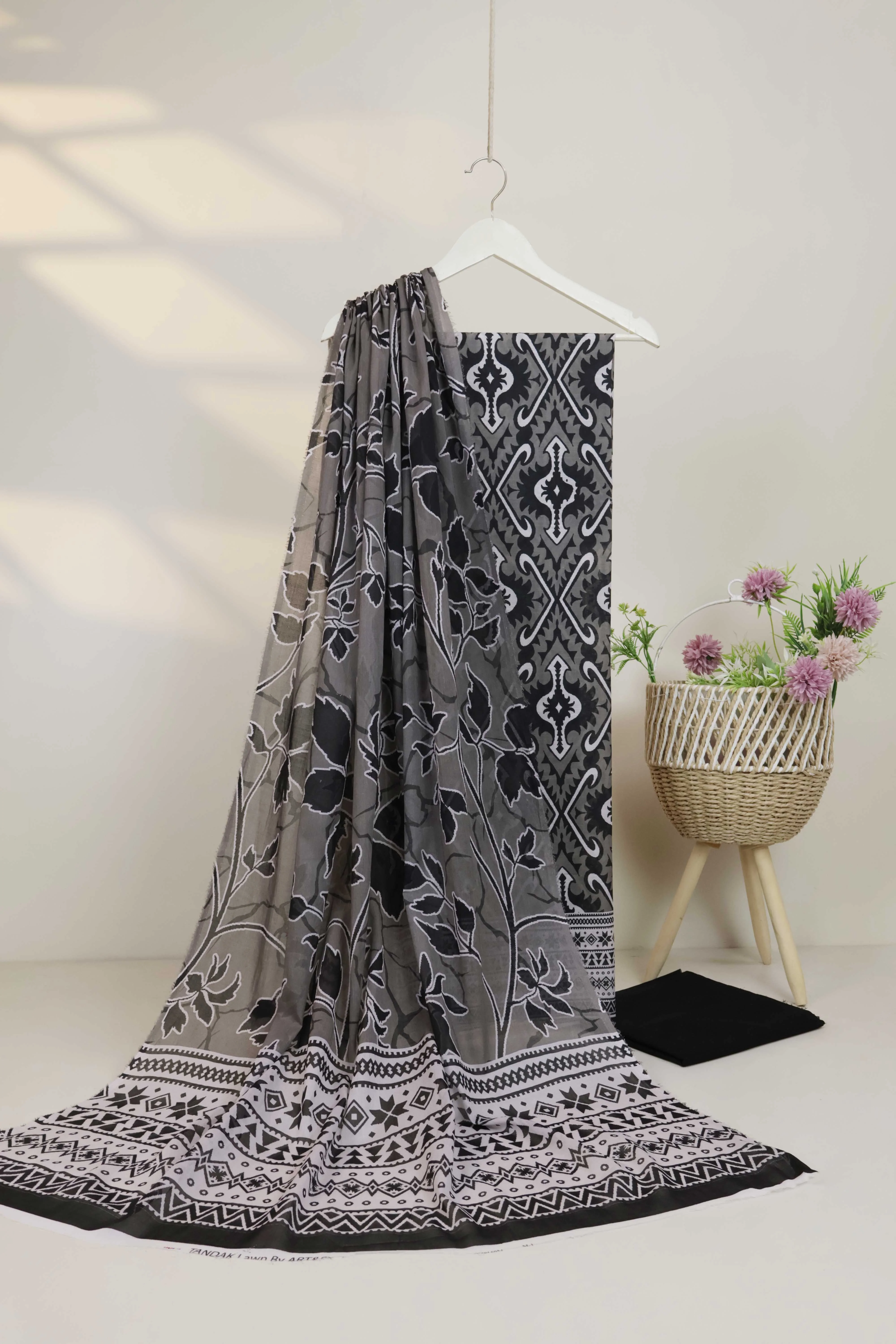 3pc-Lawn Printed Suit PLST16