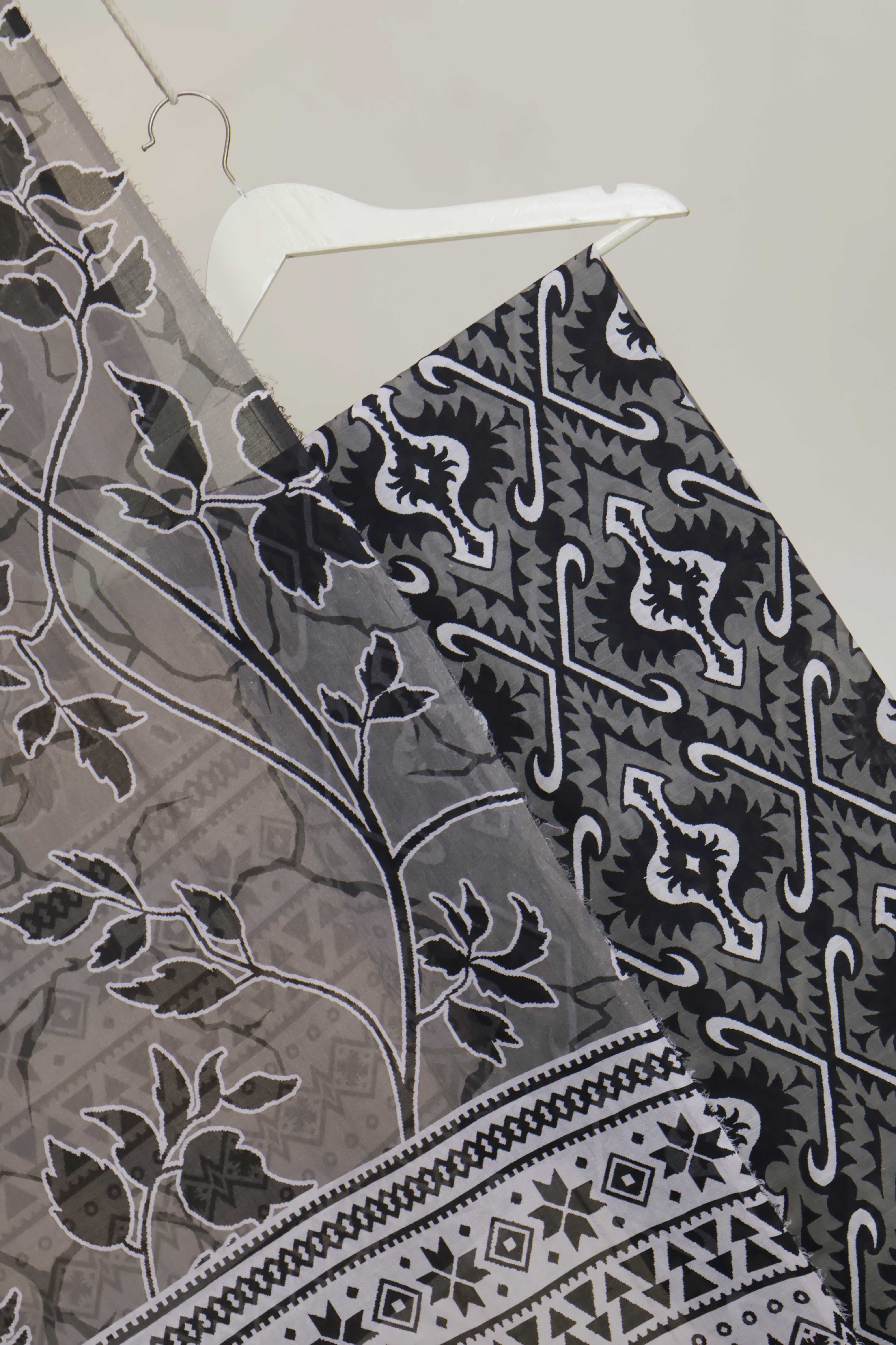 3pc-Lawn Printed Suit PLST16 - Image 3