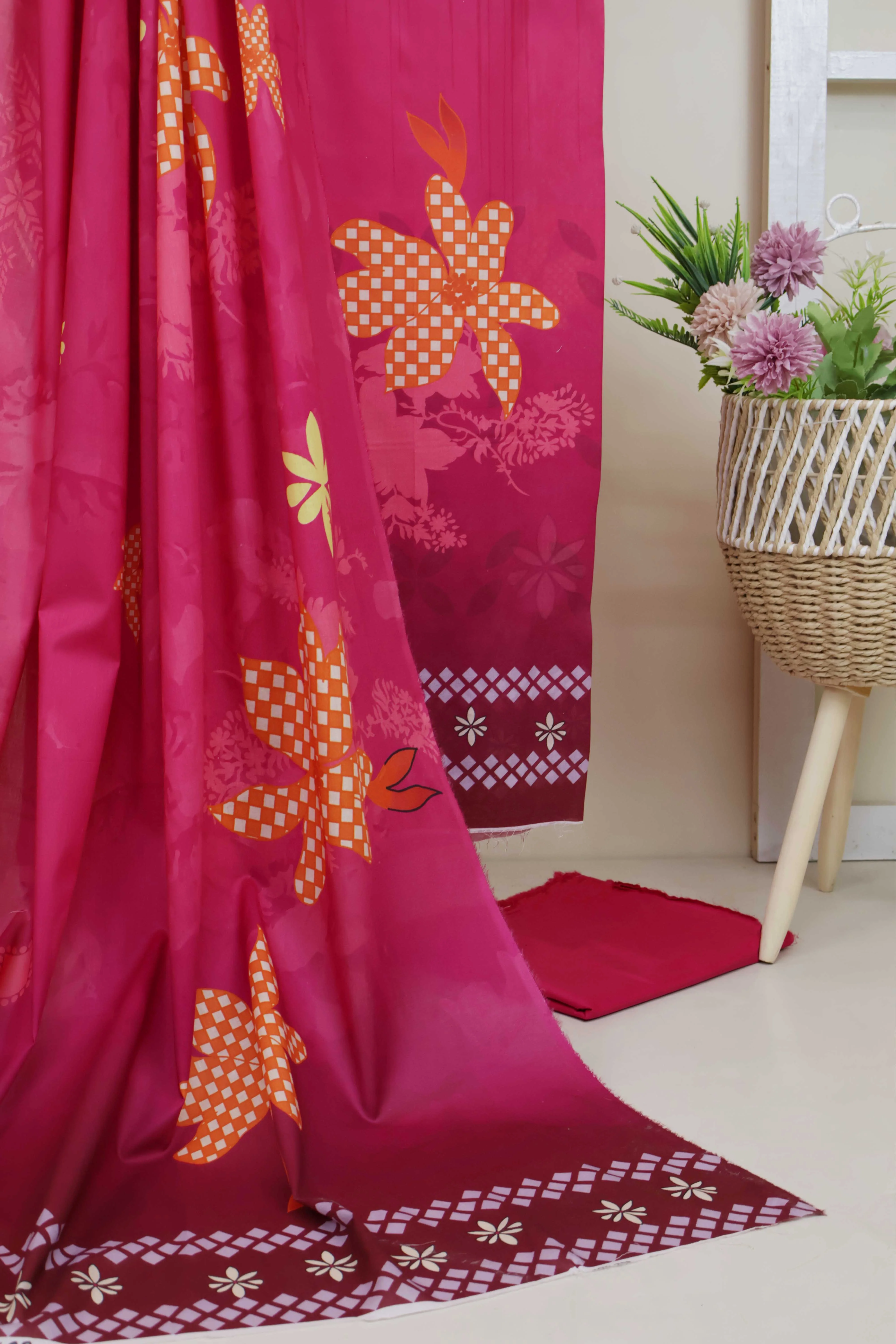 3pc-Lawn Printed Suit L3PP09 - Image 3