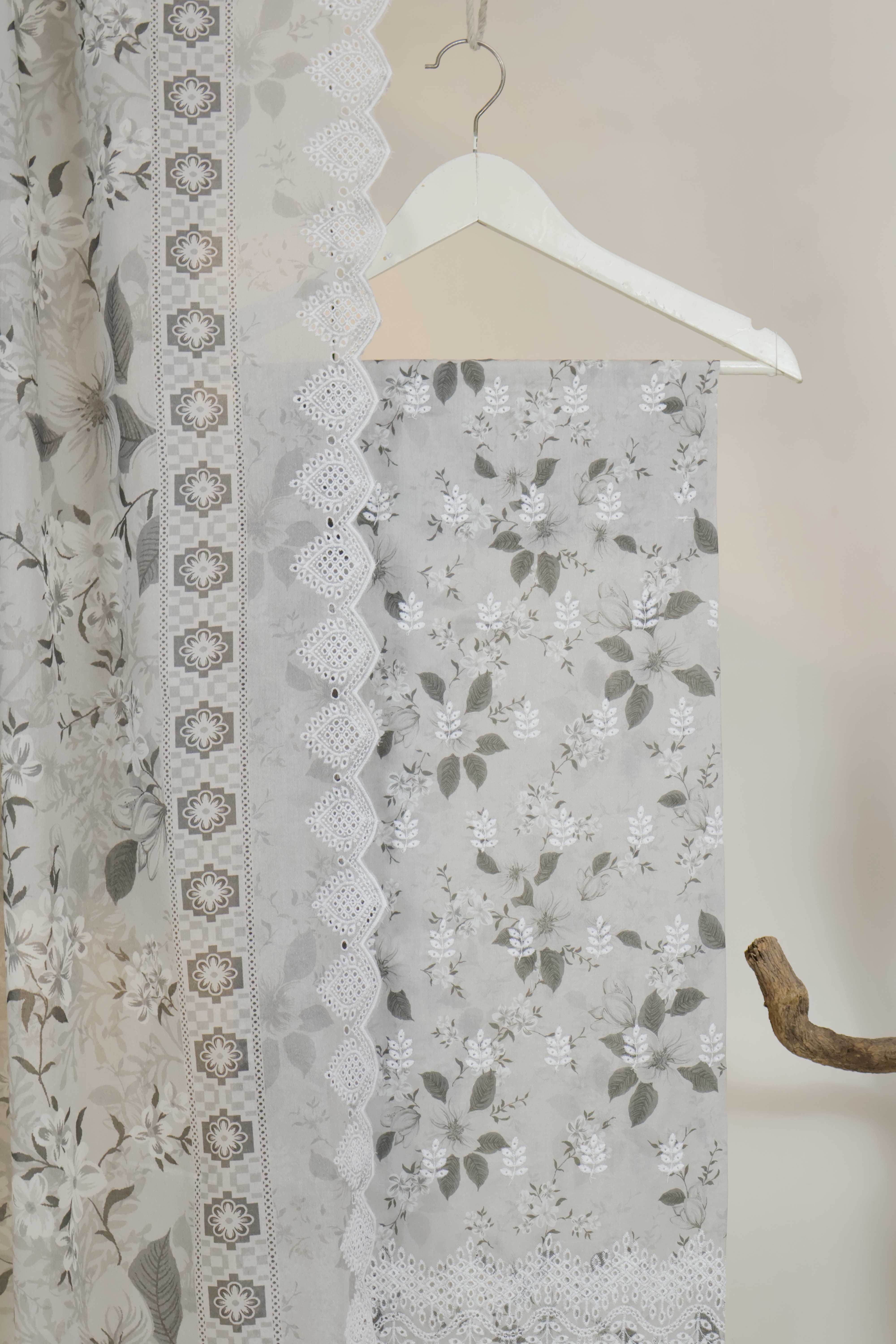 3Piece-Lawn Embroidered Suit V45wr09 - Image 4