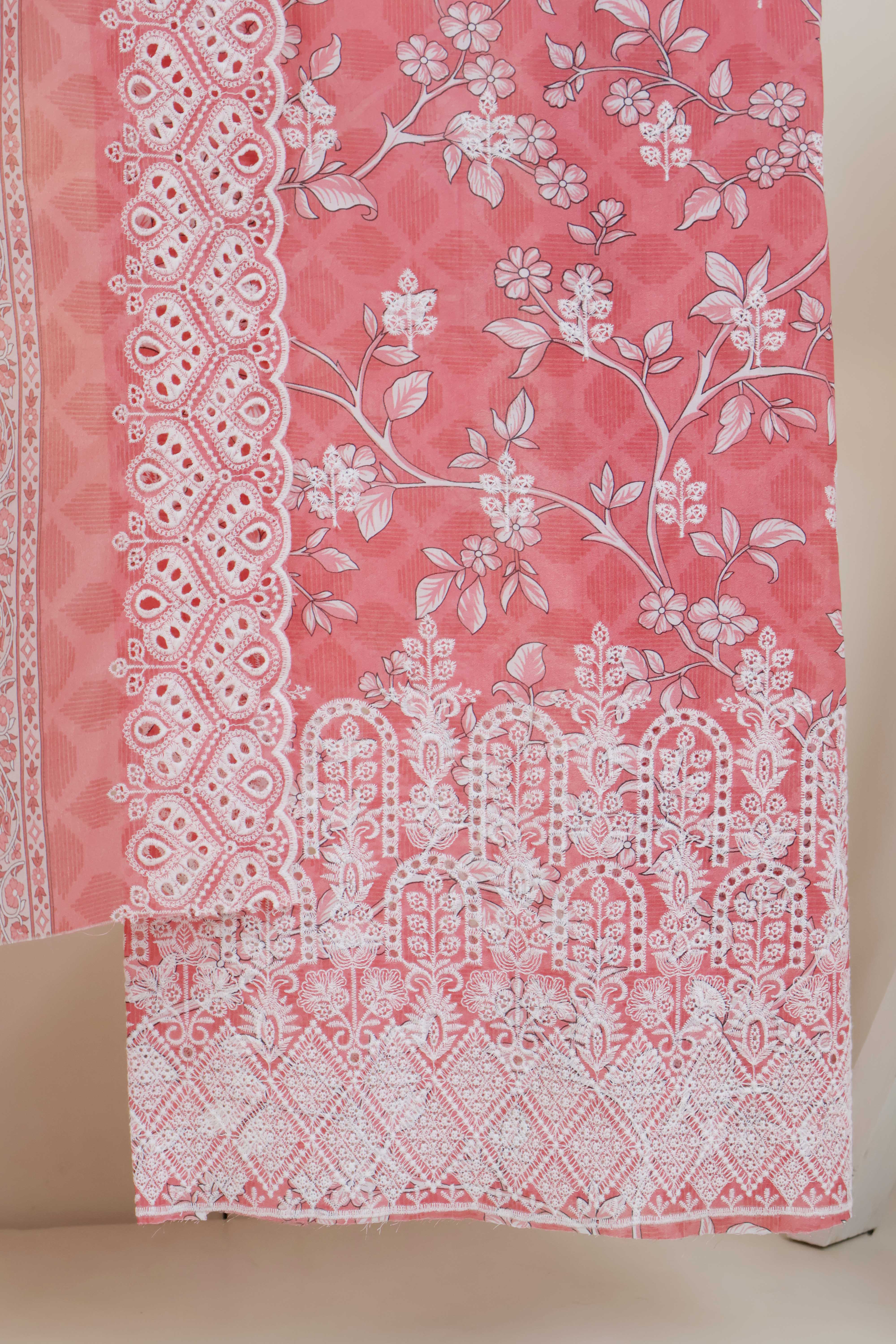 3Piece-Lawn Embroidered Suit v45wr08 - Image 2