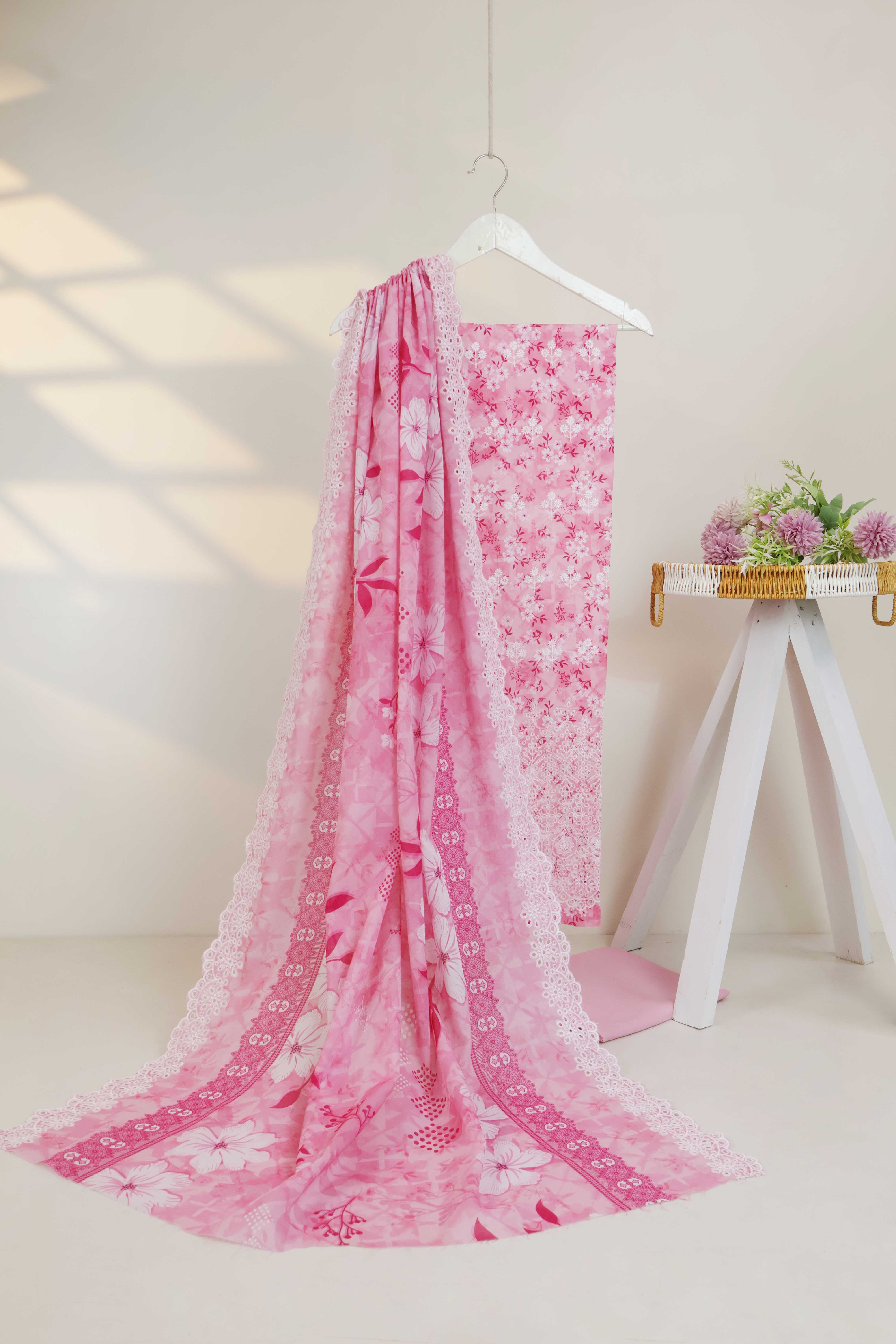 3Piece-Lawn Embroidered Suit v45wr06 - Image 5