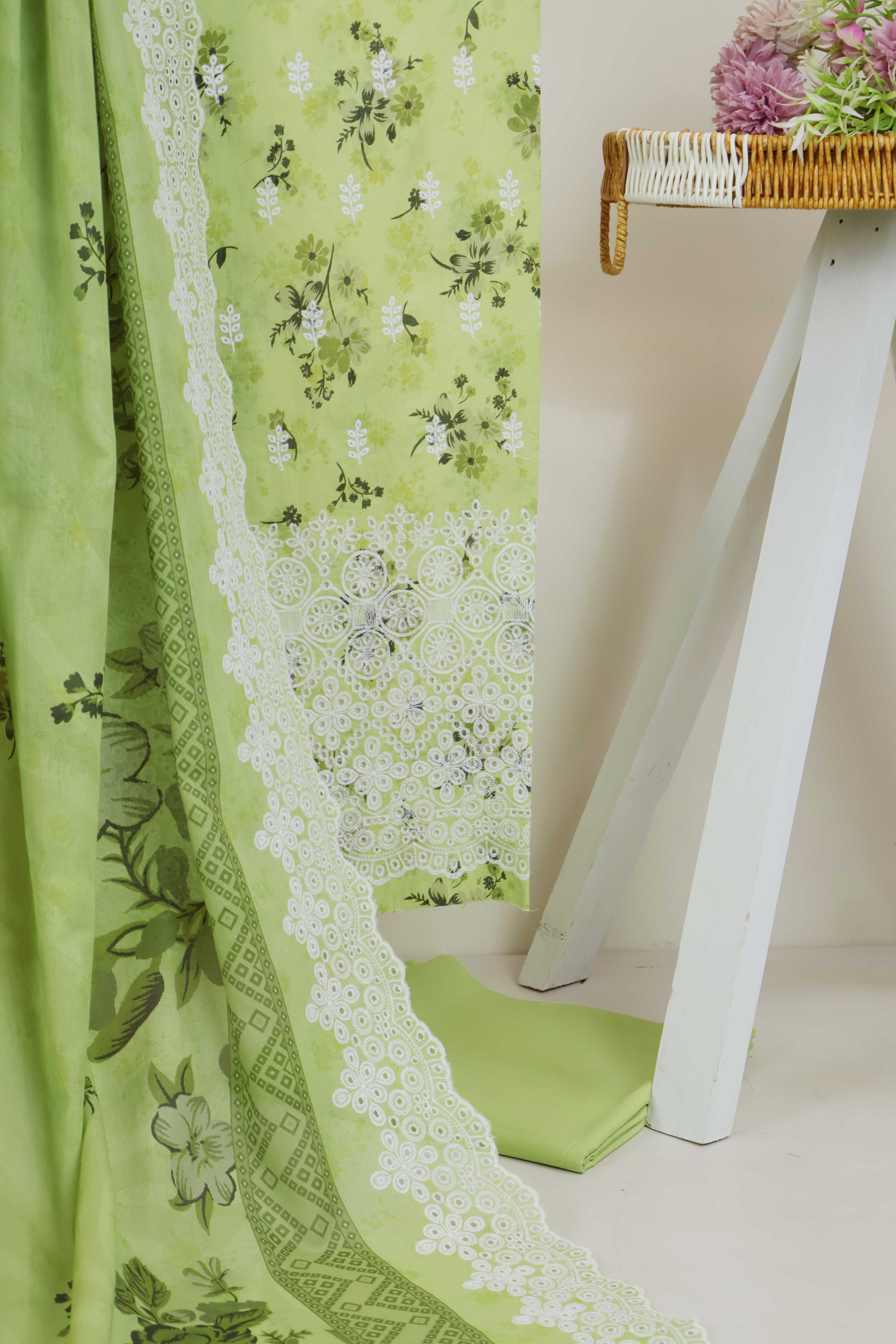 3Piece-Lawn Embroidered Suit v45wr10 - Image 5