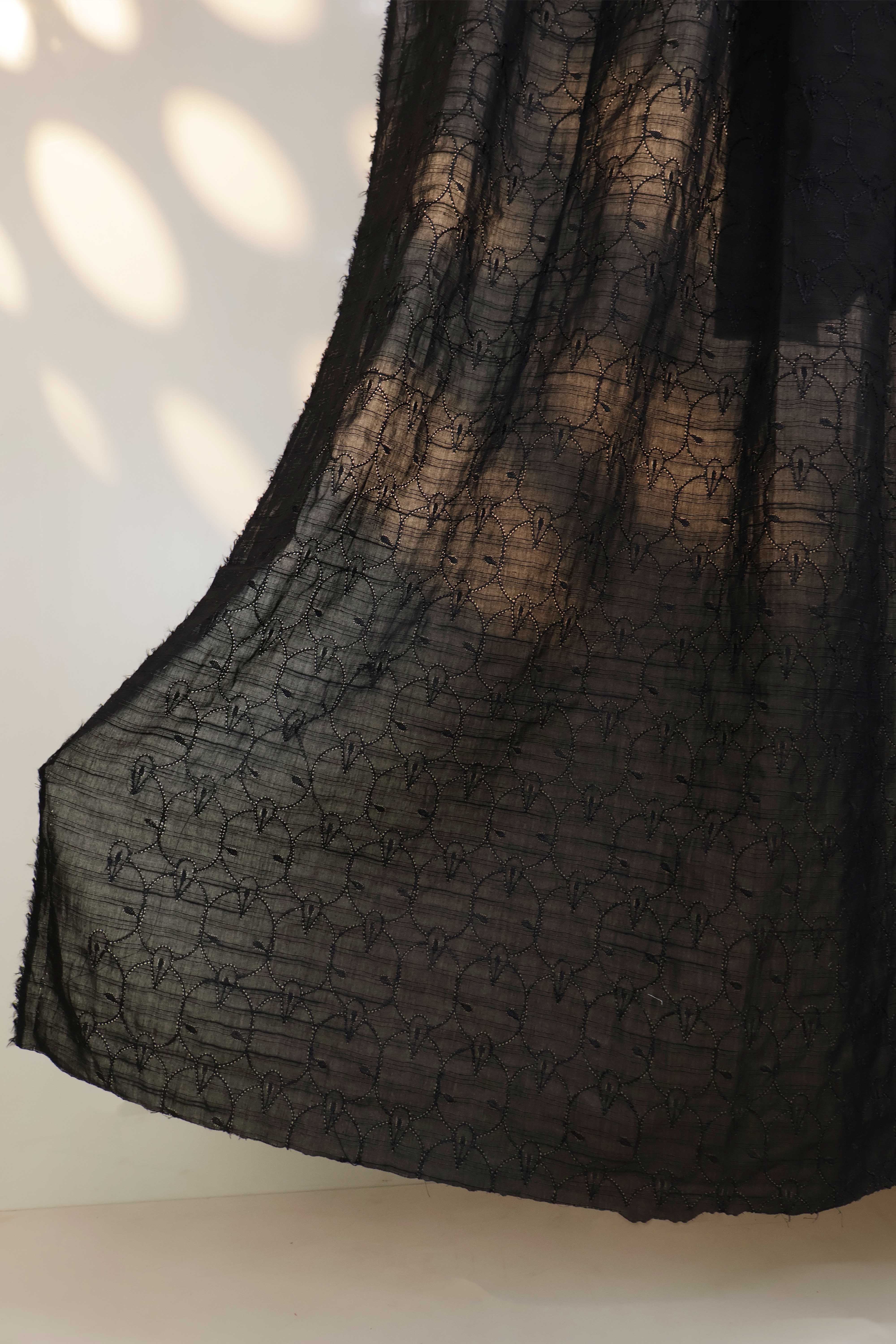 3Piece-Lawn Embroidered Suit MV2WR02 - Image 5