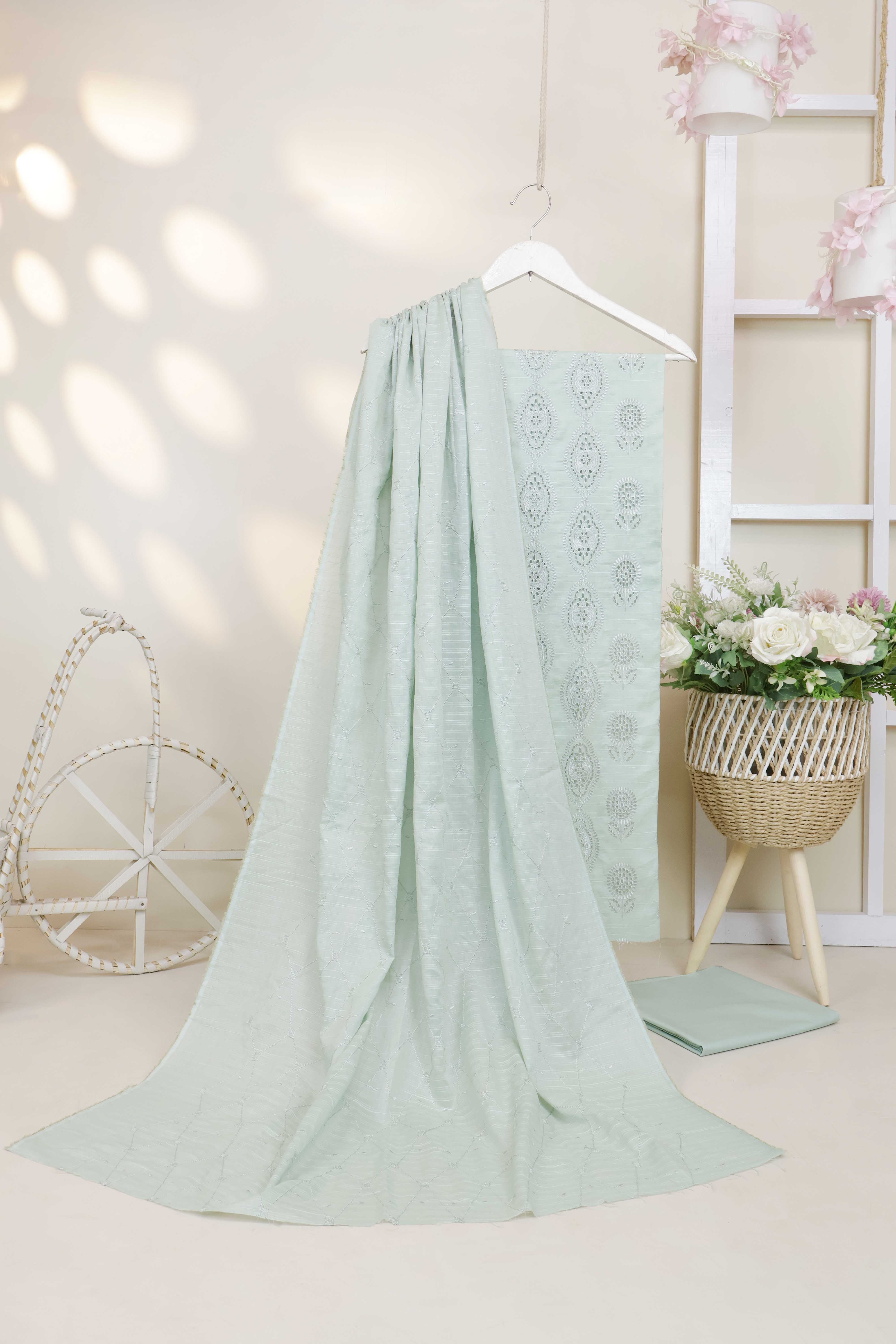 3Piece-Lawn Embroidered Suit MV2WR07 - Image 2
