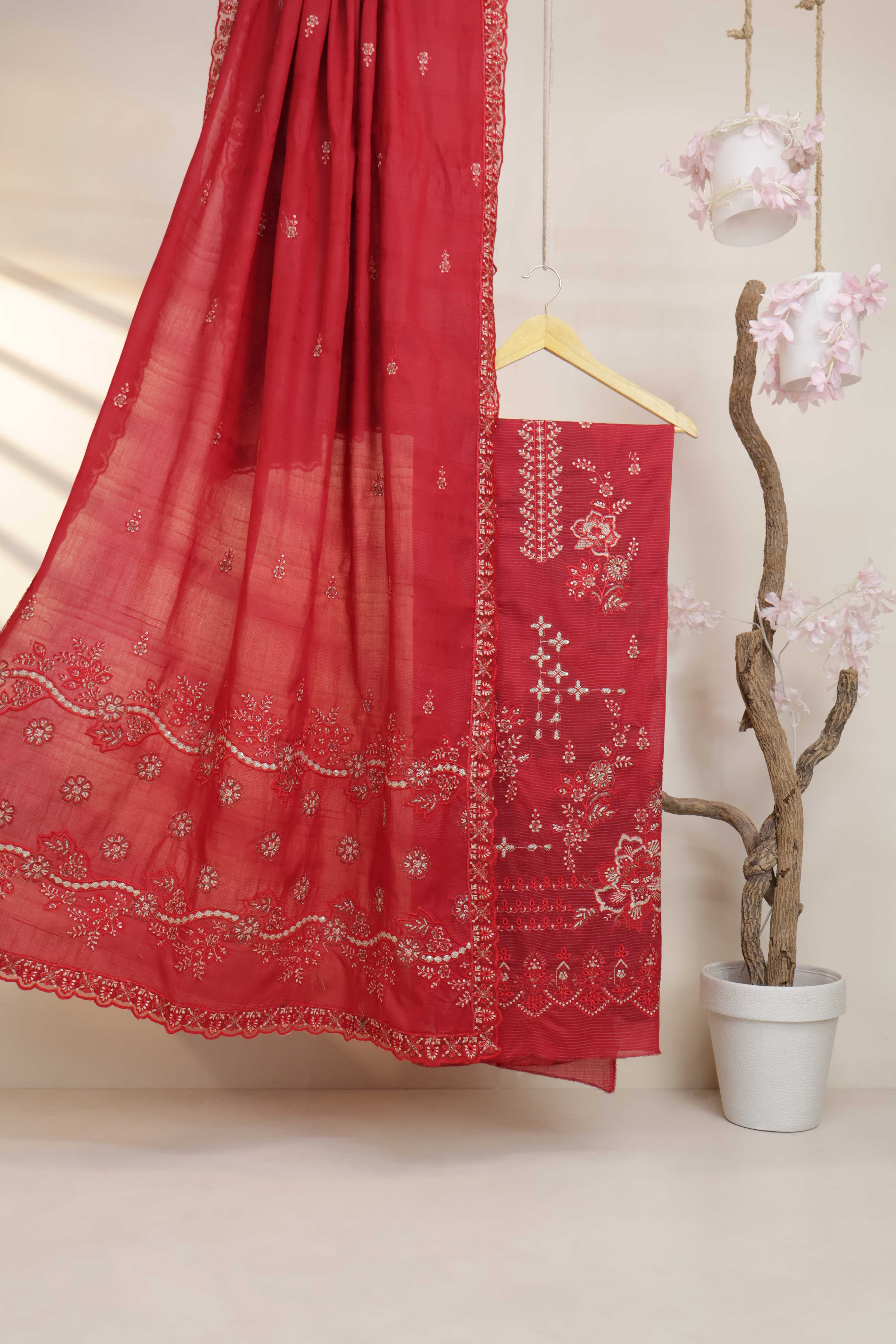 3Piece-Lawn Embroidered Suit V501A - Image 3