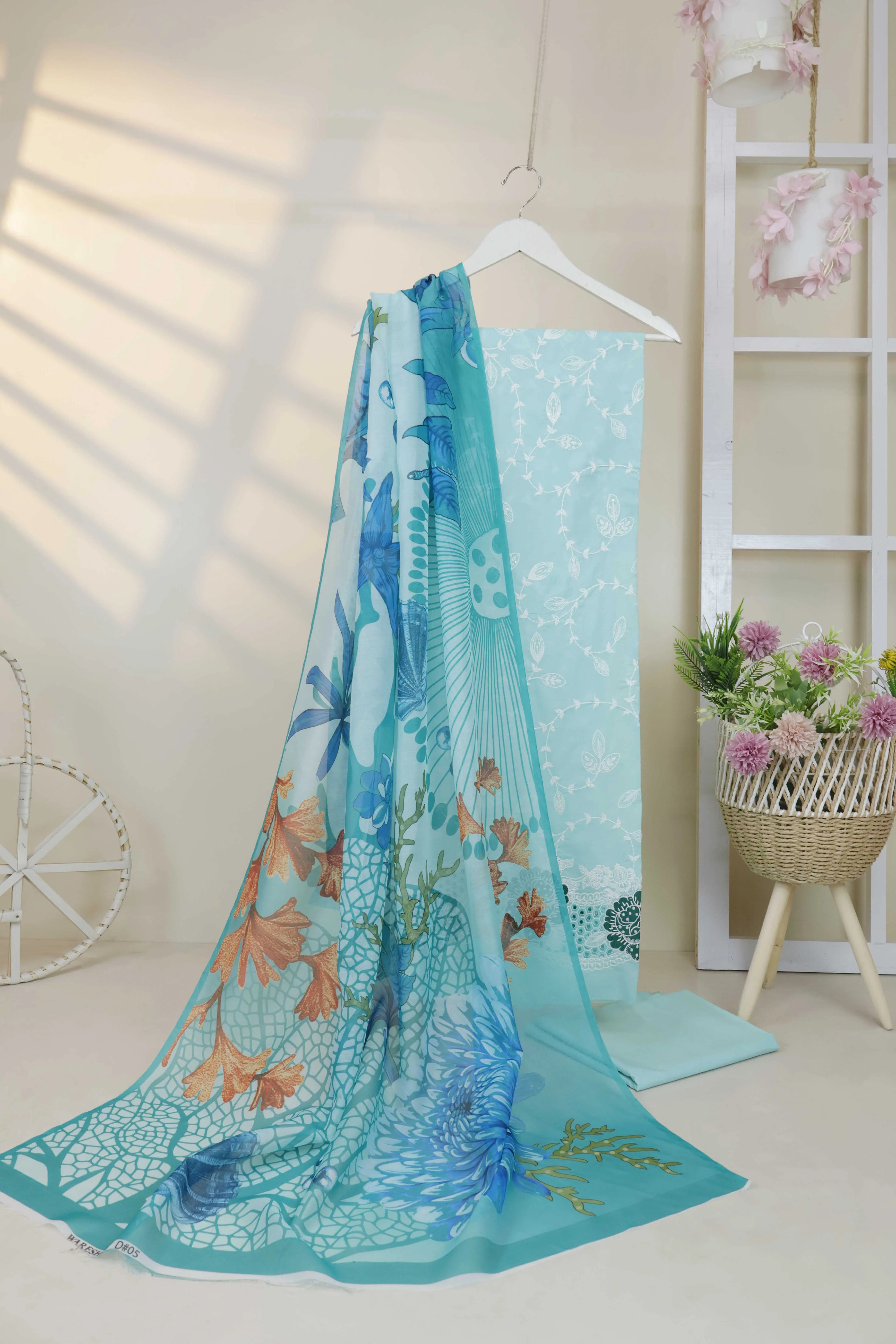 3Piece-Lawn Embroidered Suit V23WR08