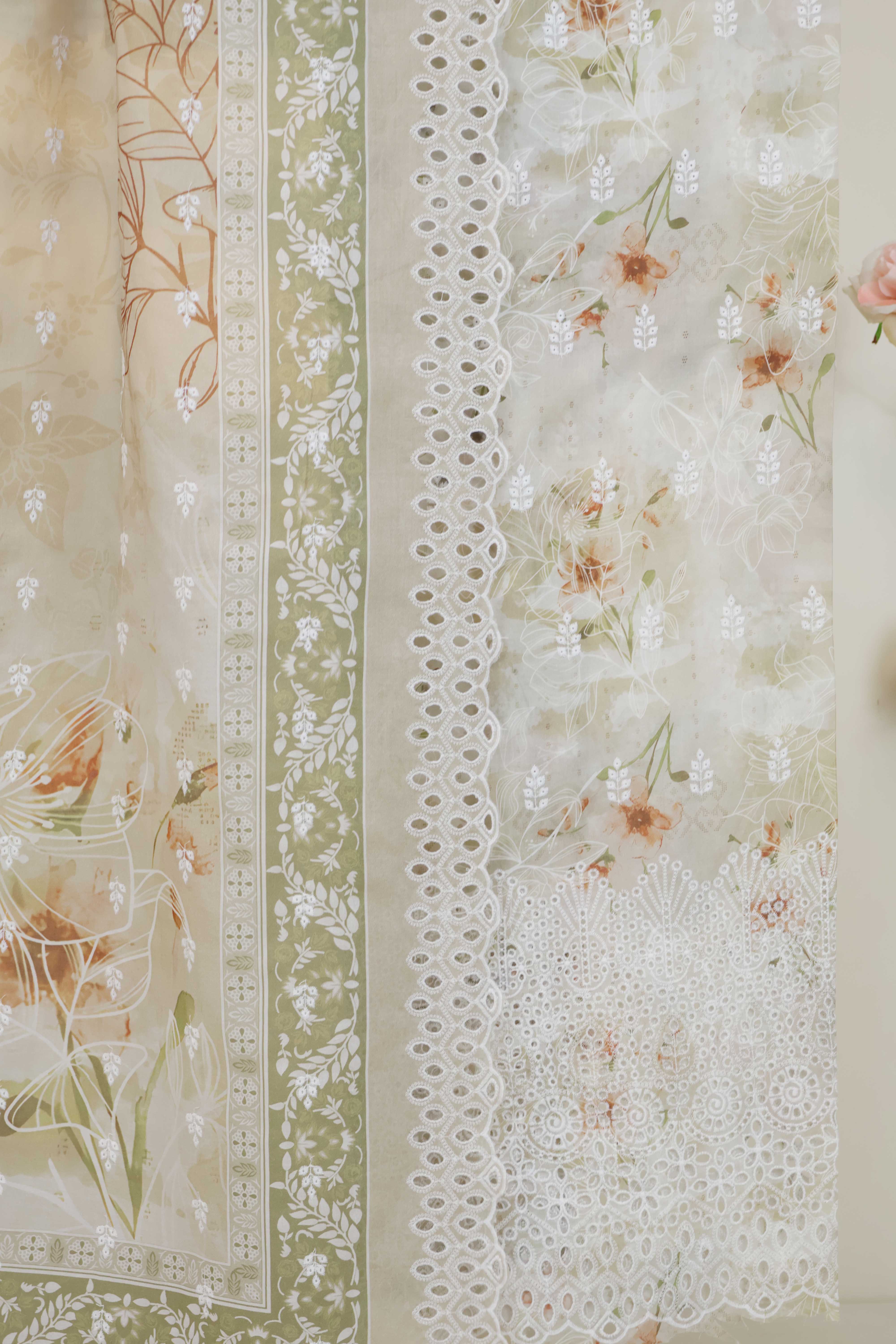 3Piece-Lawn Embroidered Suit V32WR10 - Image 3