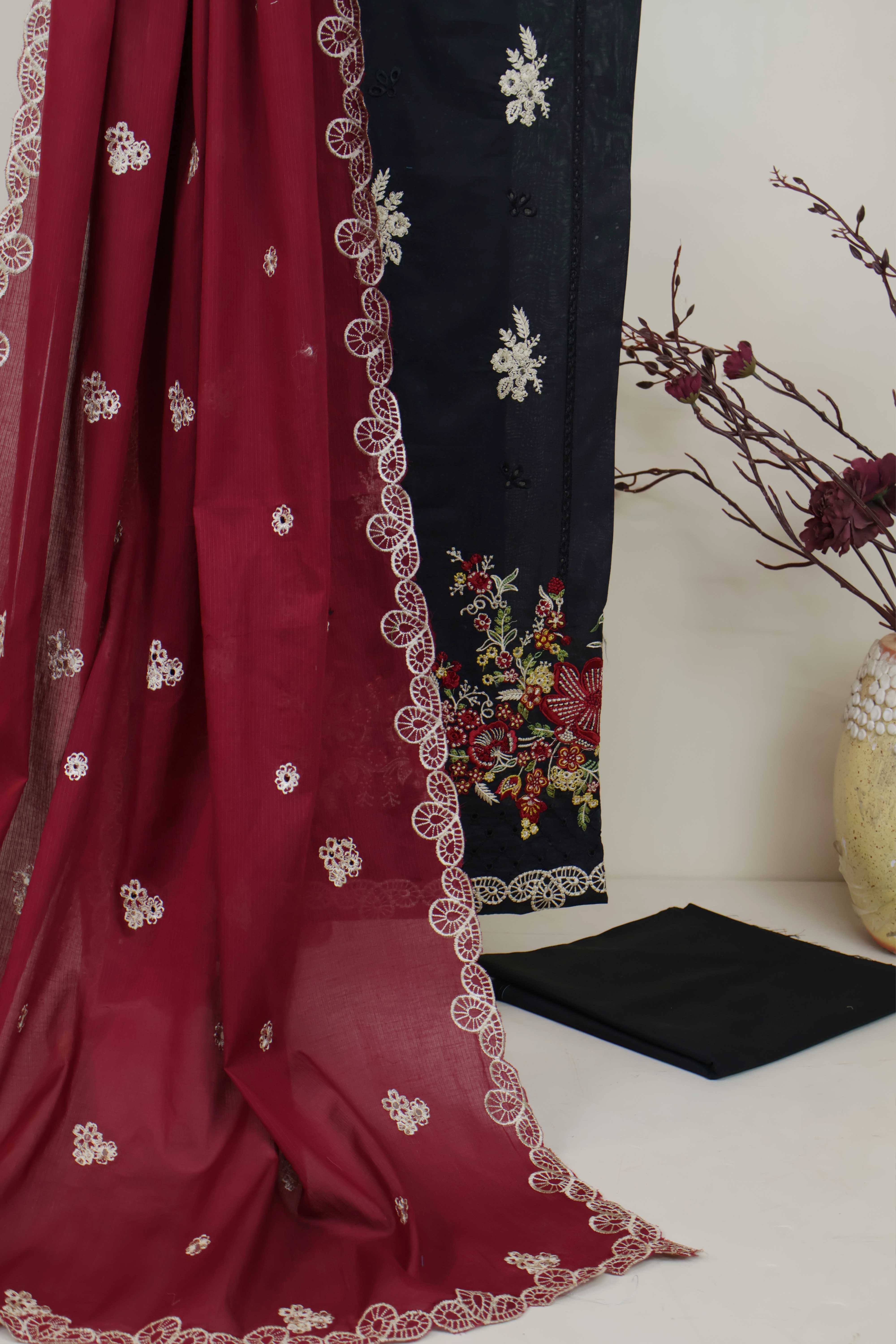 3Piece-Lawn Embroidered Suit V34WR04 - Image 6