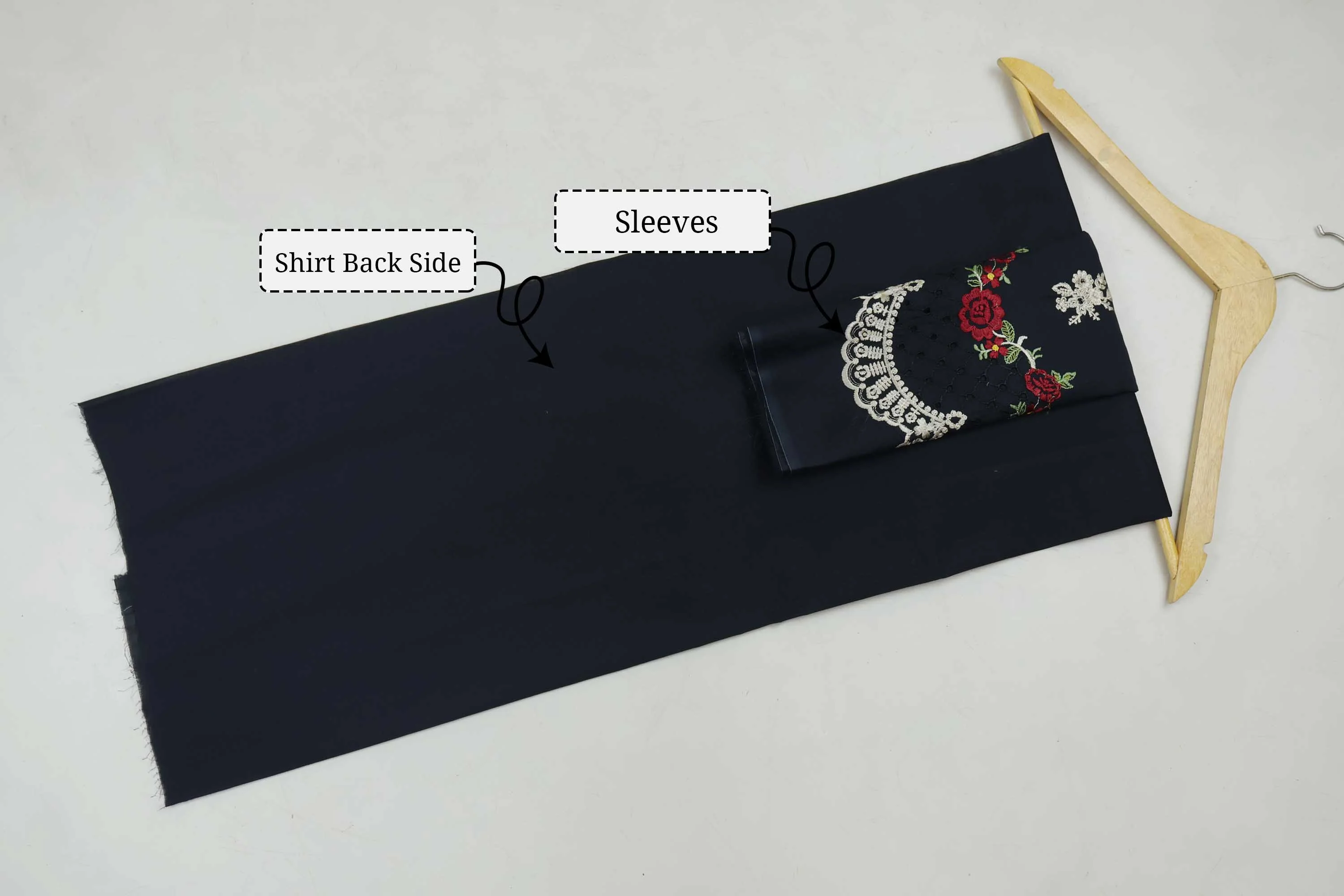 3Piece-Lawn Embroidered Suit V34WR04 - Image 8
