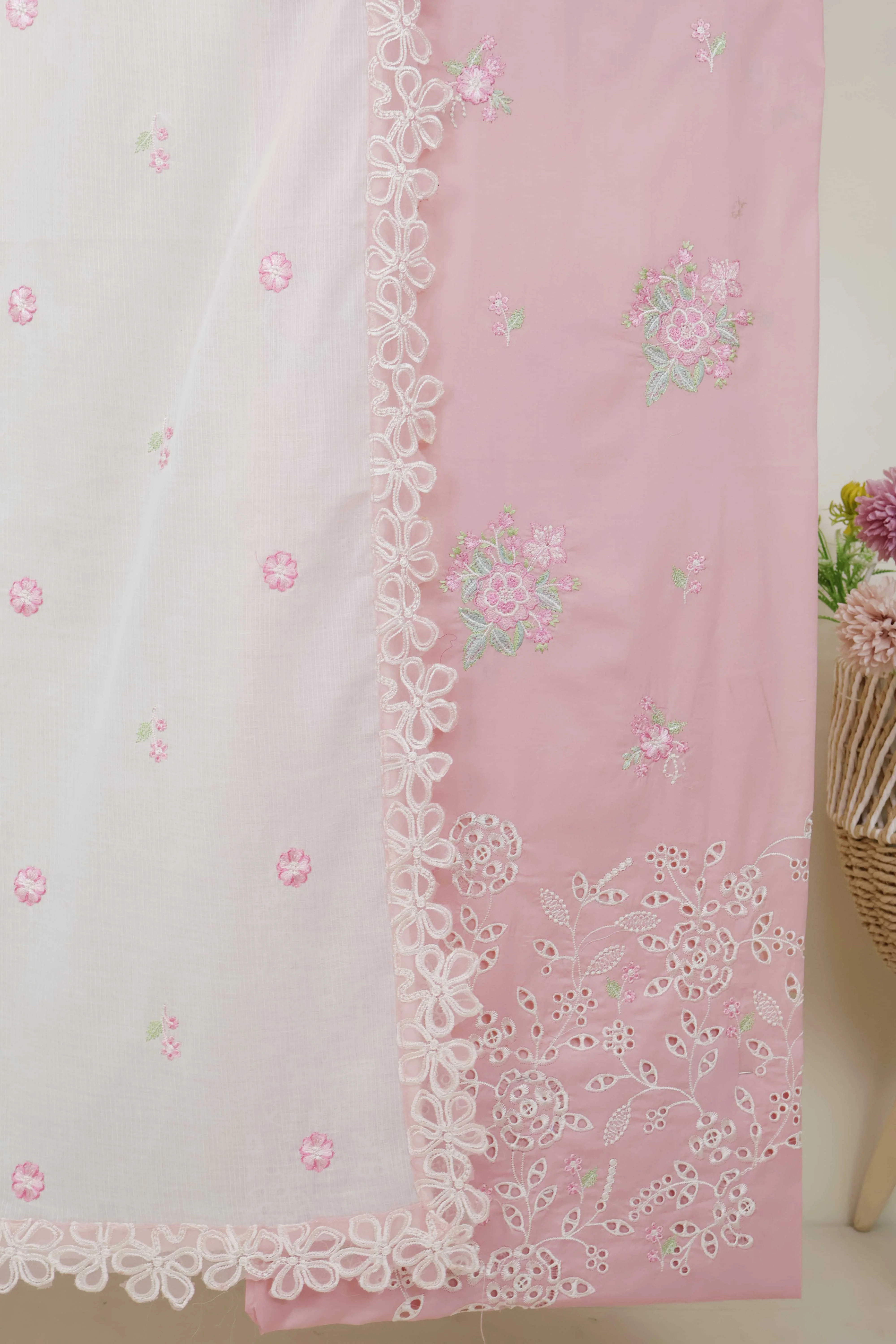 3Piece-Lawn Embroidered Suit V34WR07 - Image 7
