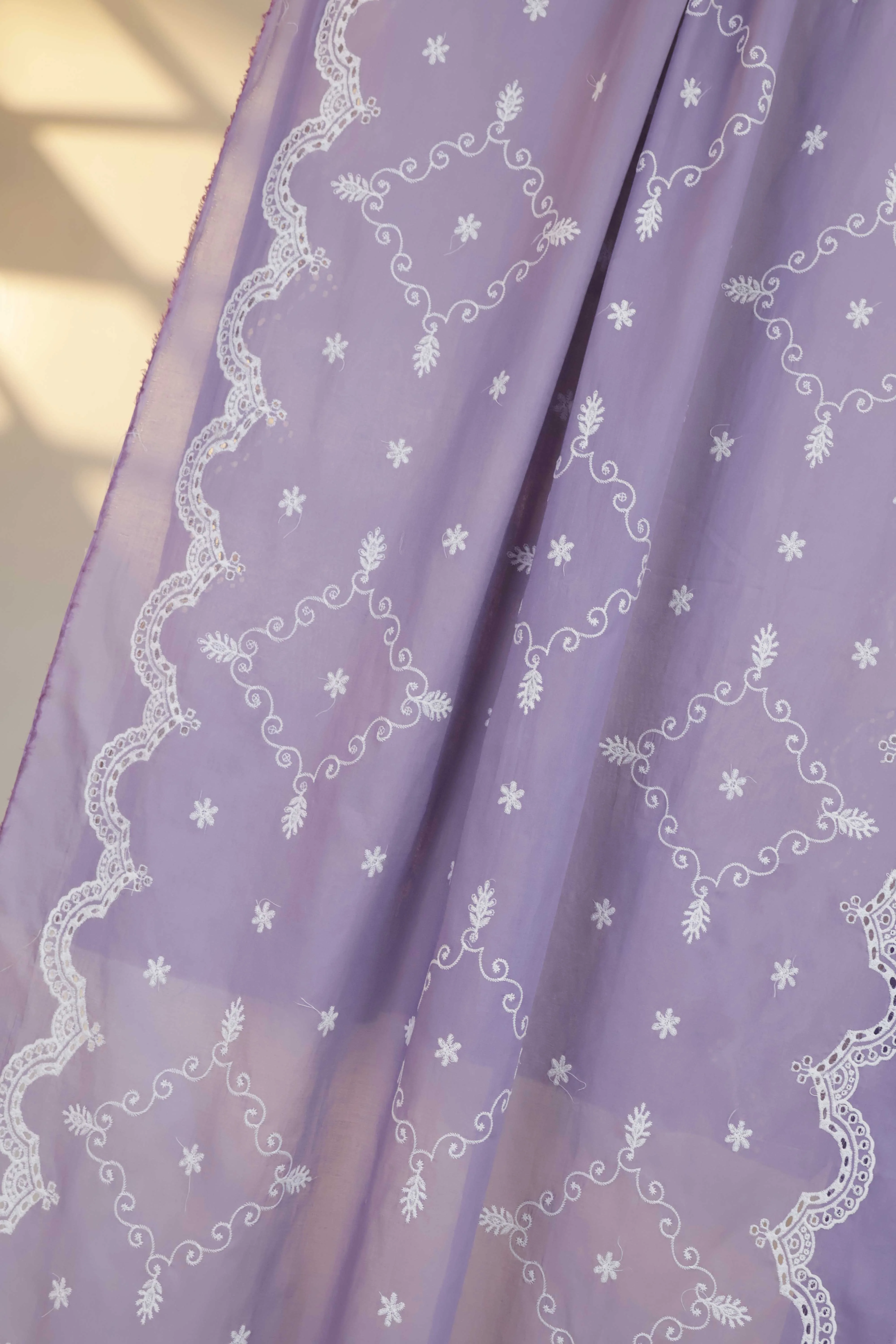 3Piece-Lawn Embroidered Suit V46WR02 - Image 4