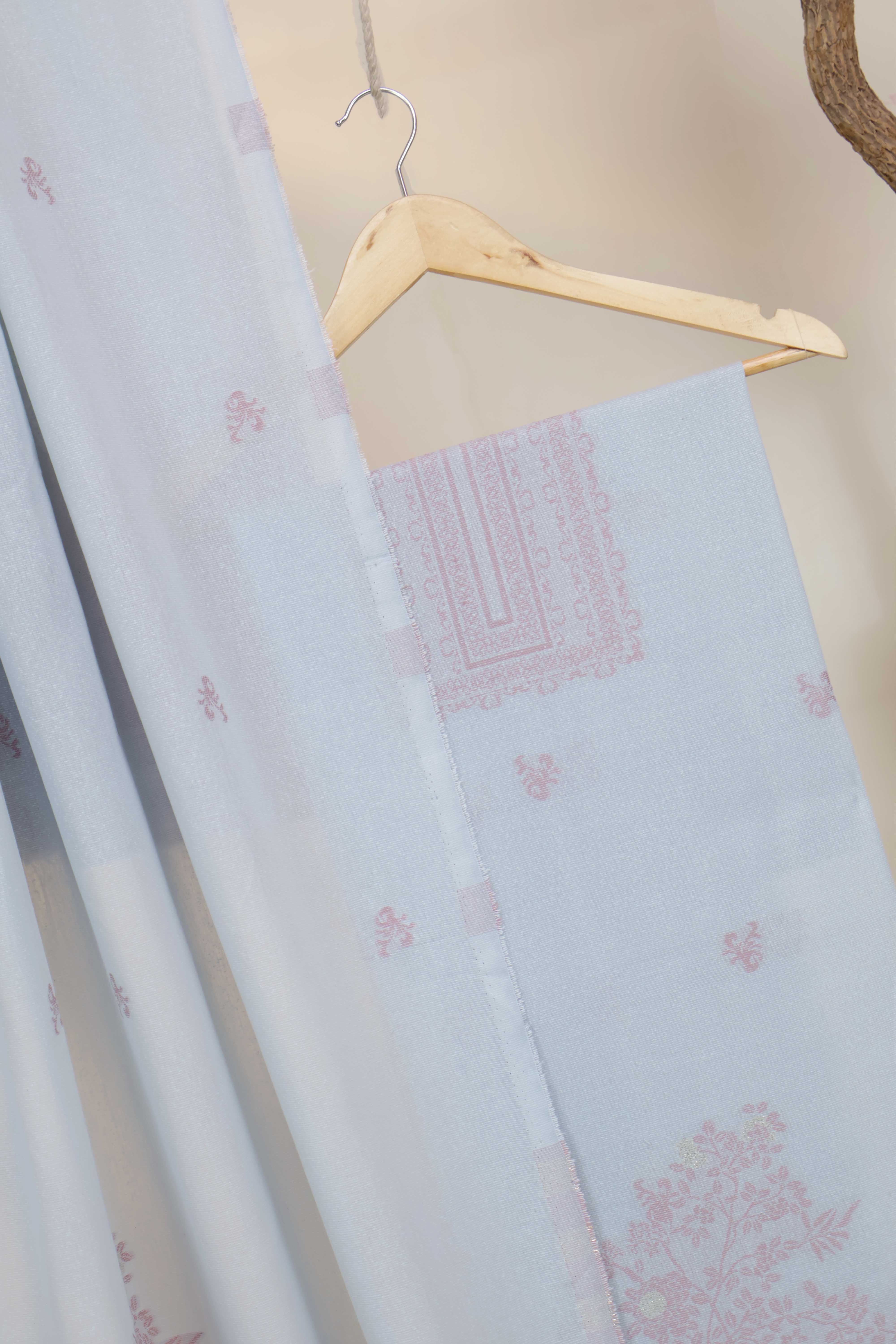 3Piece-Lawn Karandi Jacquard Suit KV8WR02 - Image 3
