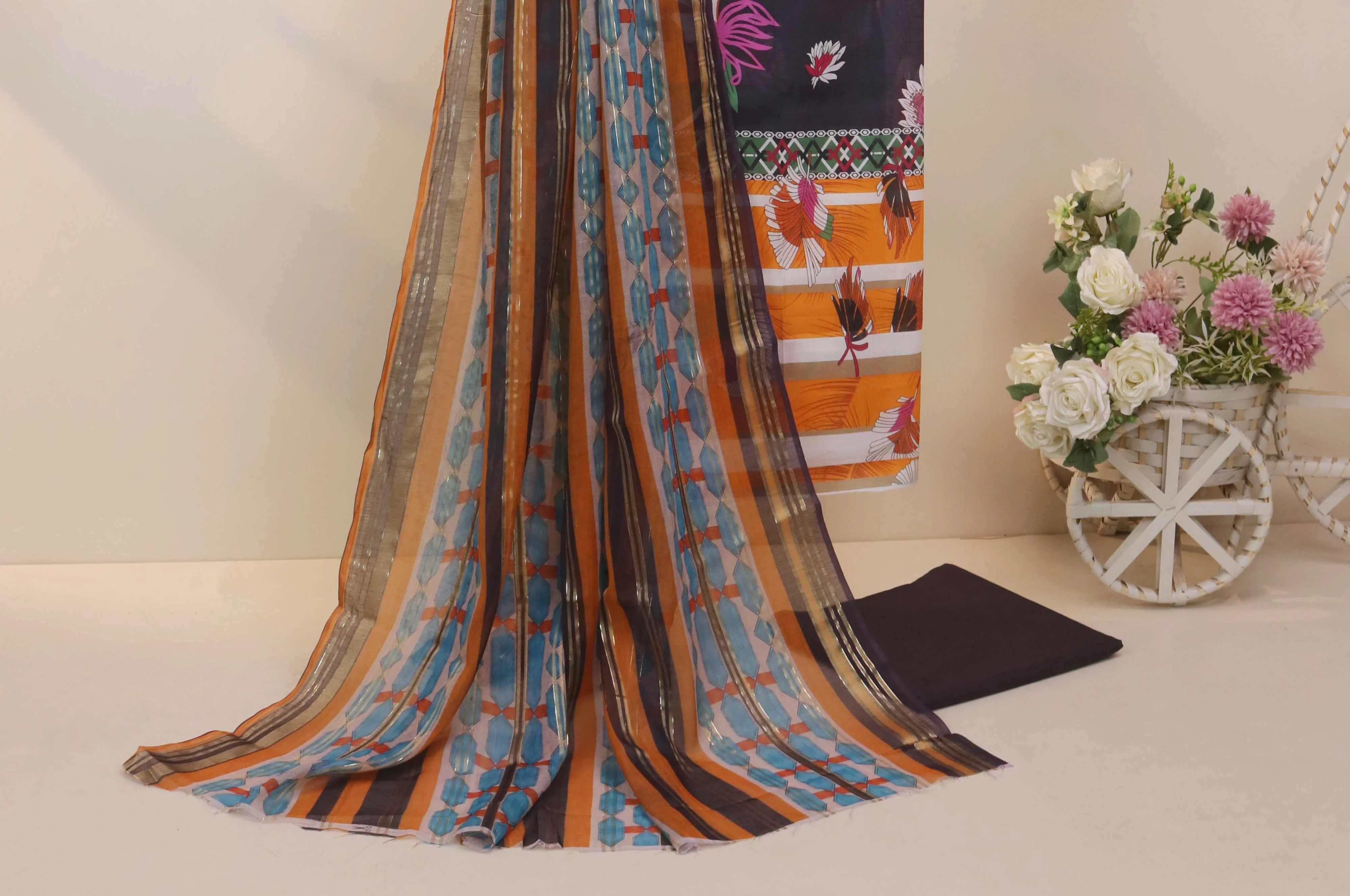 3Piece - Printed Lawn Suit POP ART  GJPA2401A2 - Image 3