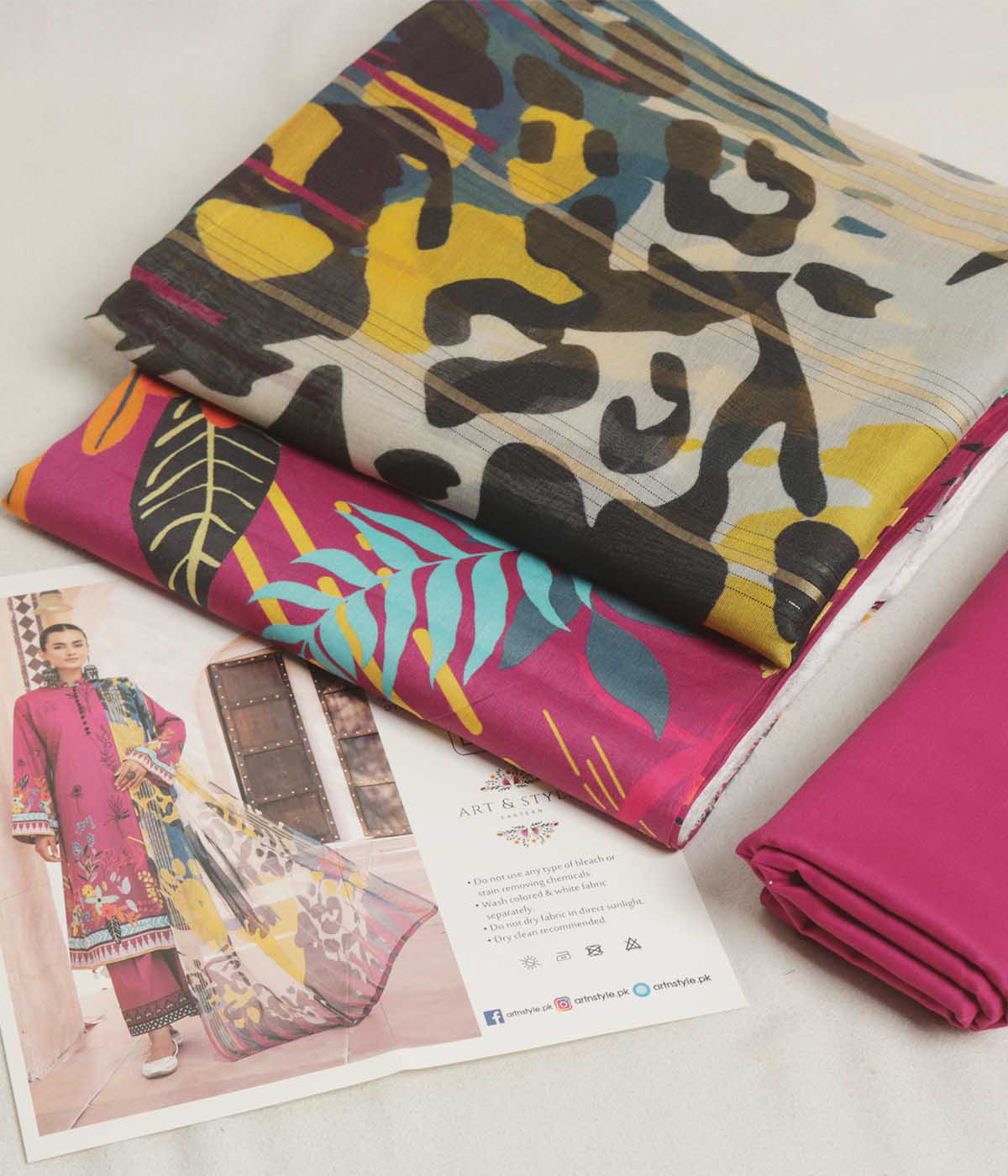 3Piece - Printed Lawn Suit POP ART GJPA2402A38 - Image 4