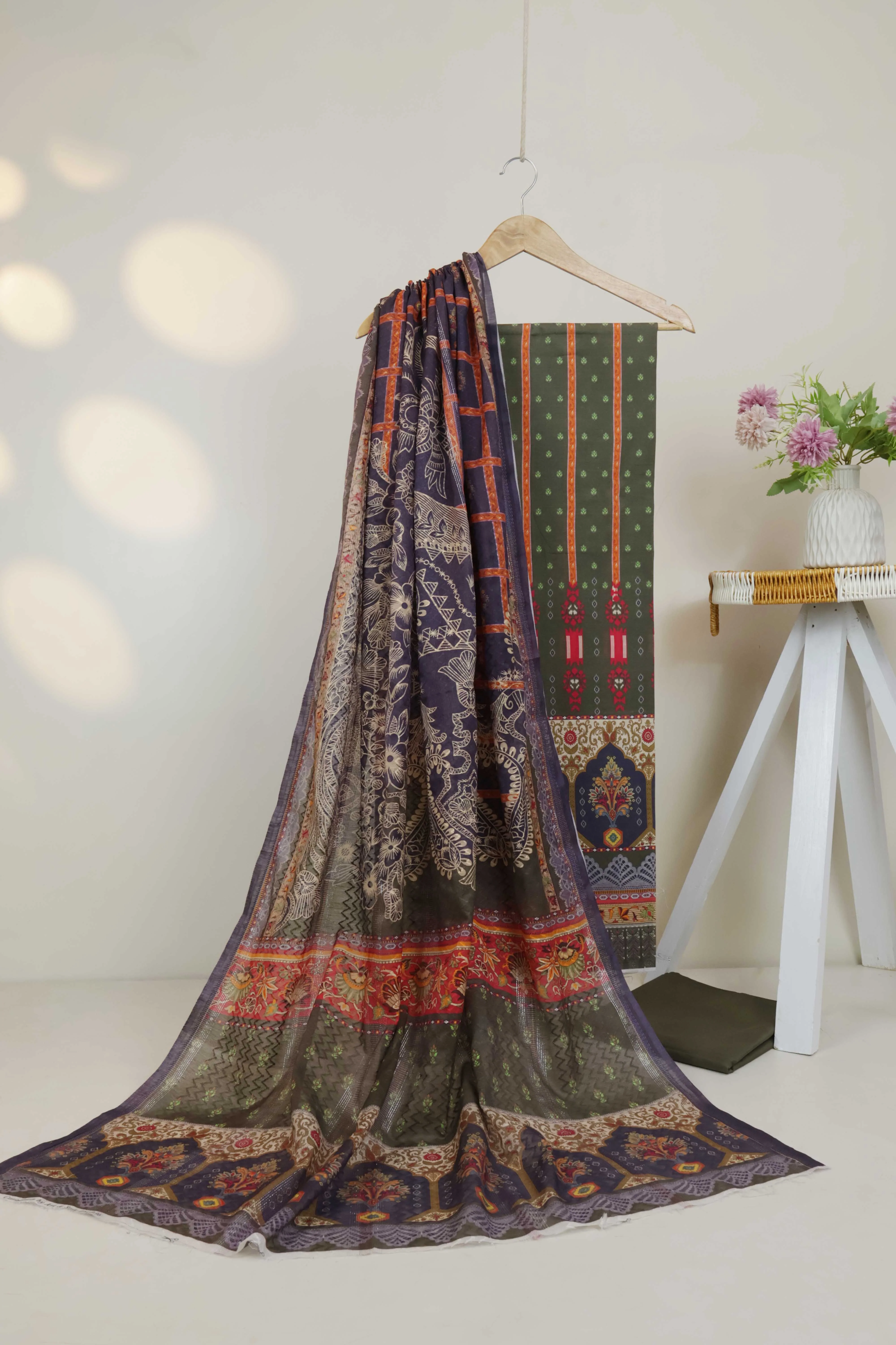 3Piece - Superior Printed Lawn Suit Carnation CR20 - Image 2