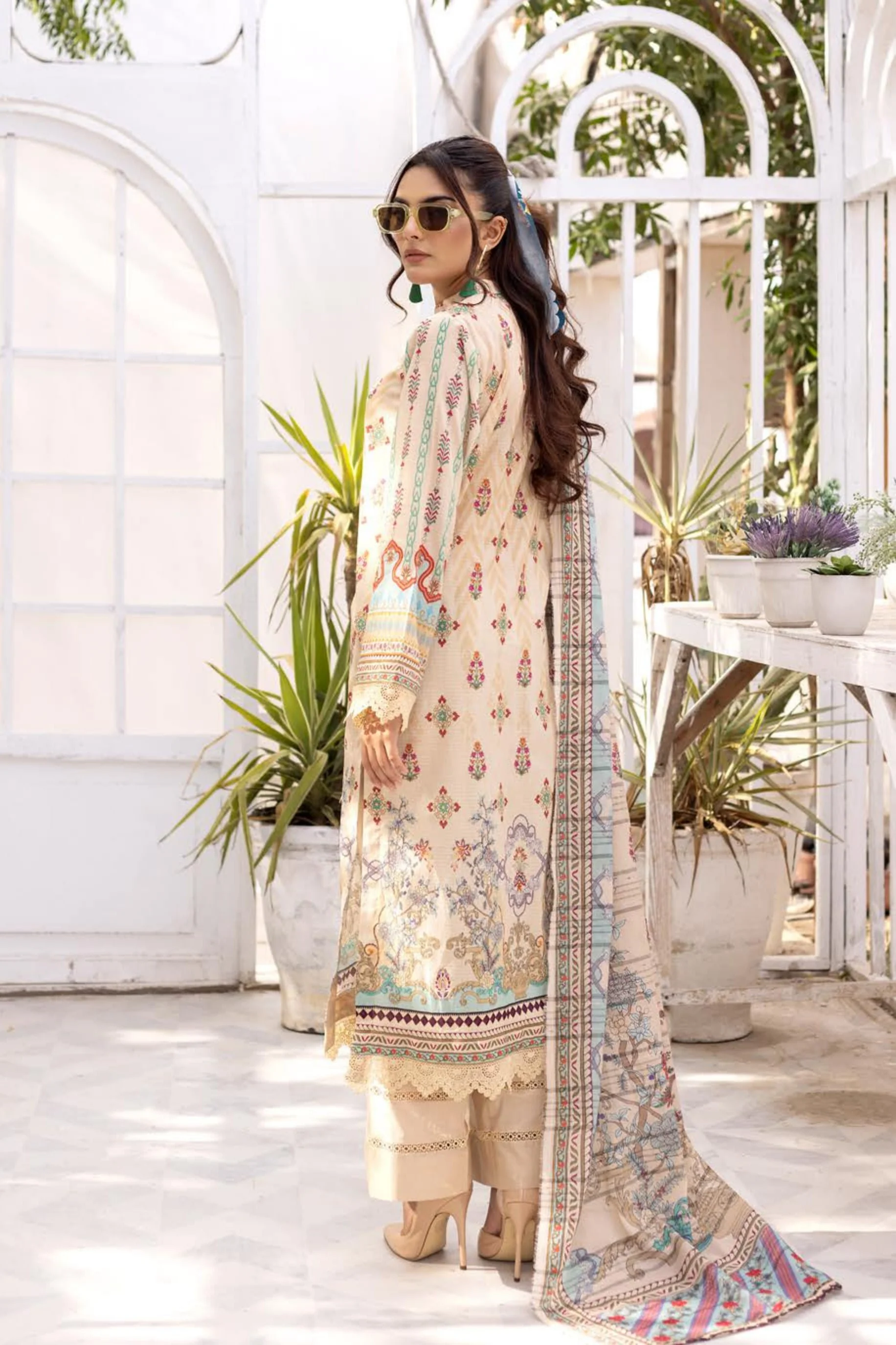 3Piece - Superior Printed Lawn Suit Carnation  D015 - Image 3