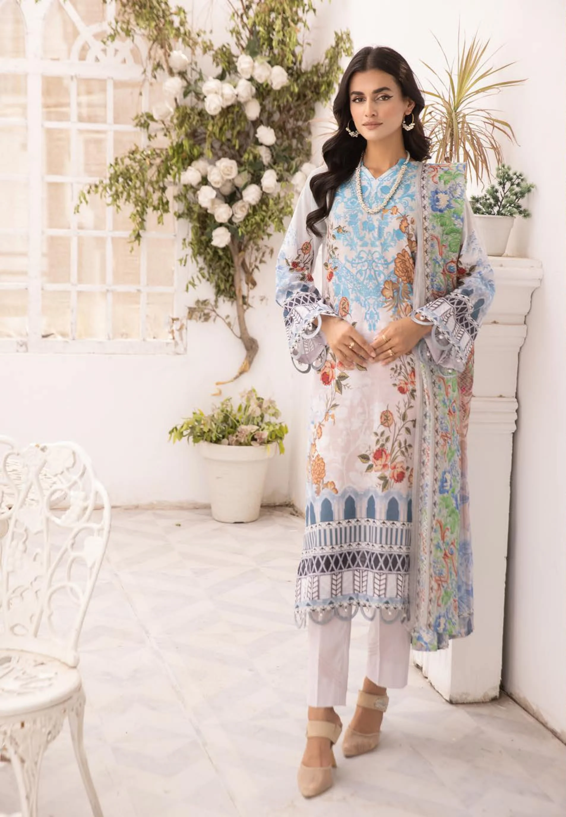 3Piece - Superior Printed Lawn Suit Carnation D031