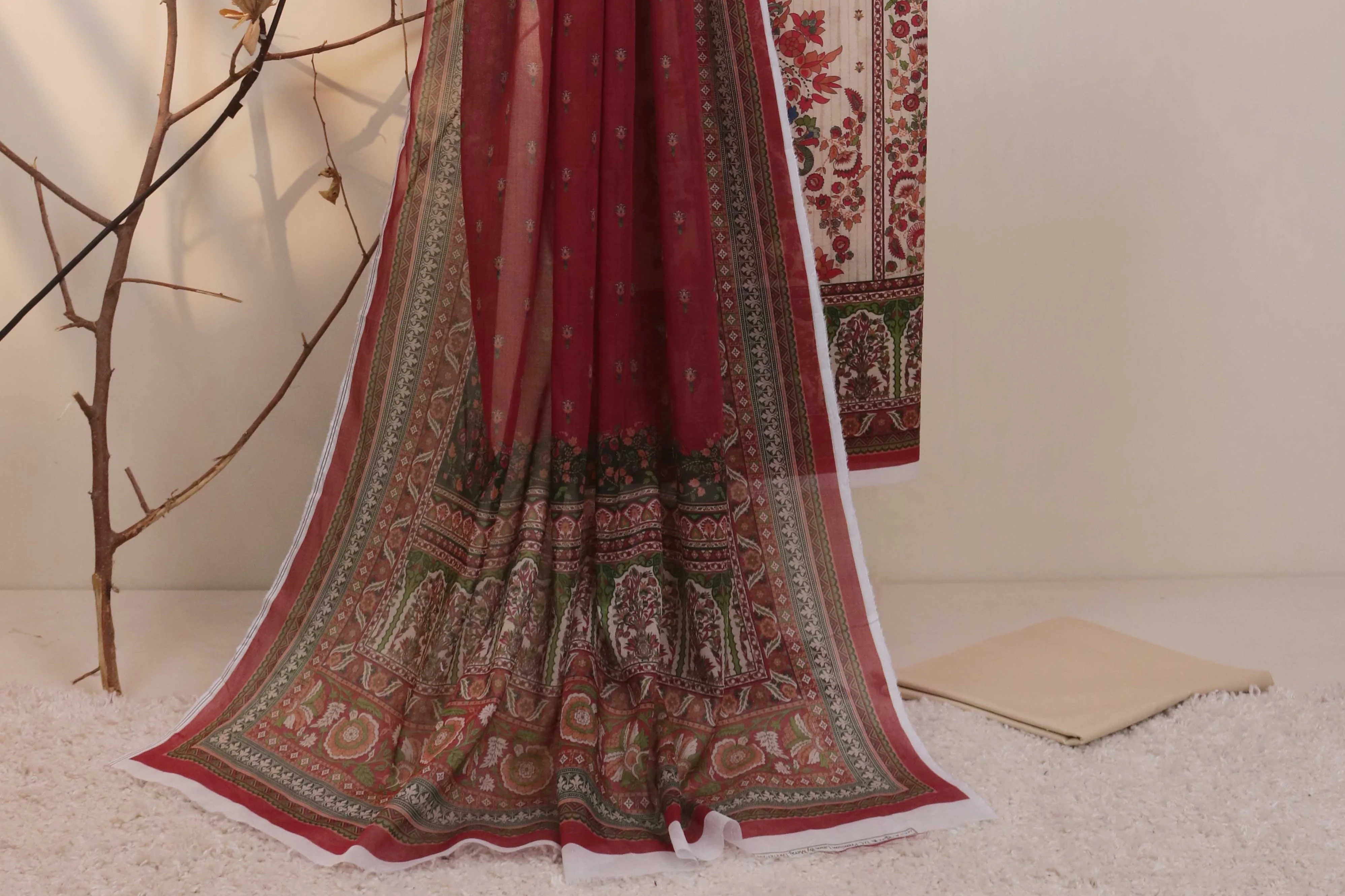 Classic Lawn Printed Suit H25SLMJ2127 - Image 4