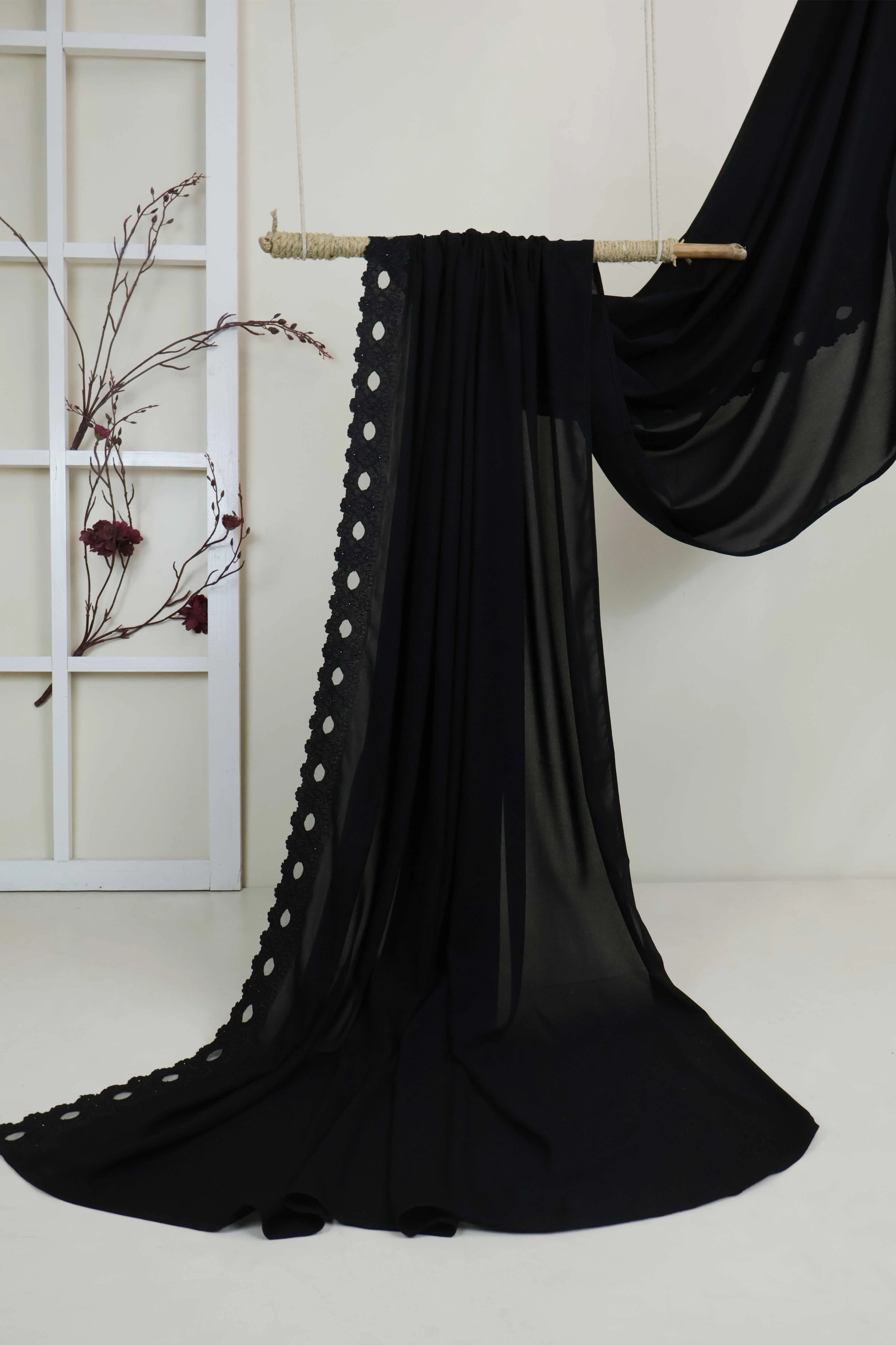 Embroidered Boarder Shawl HLSH168 - Image 4