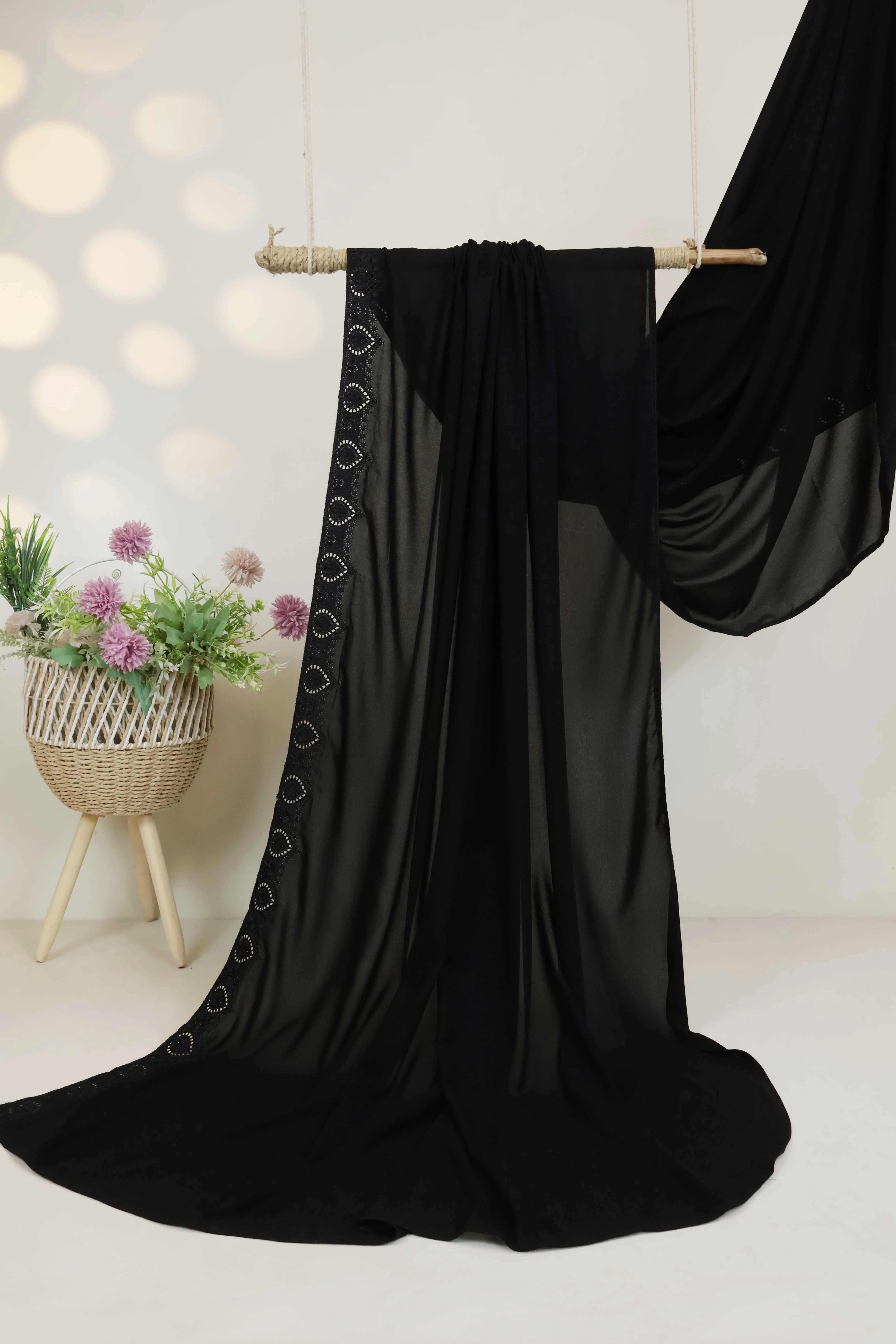 Embroidered Boarder Shawl HLSH189 - Image 2