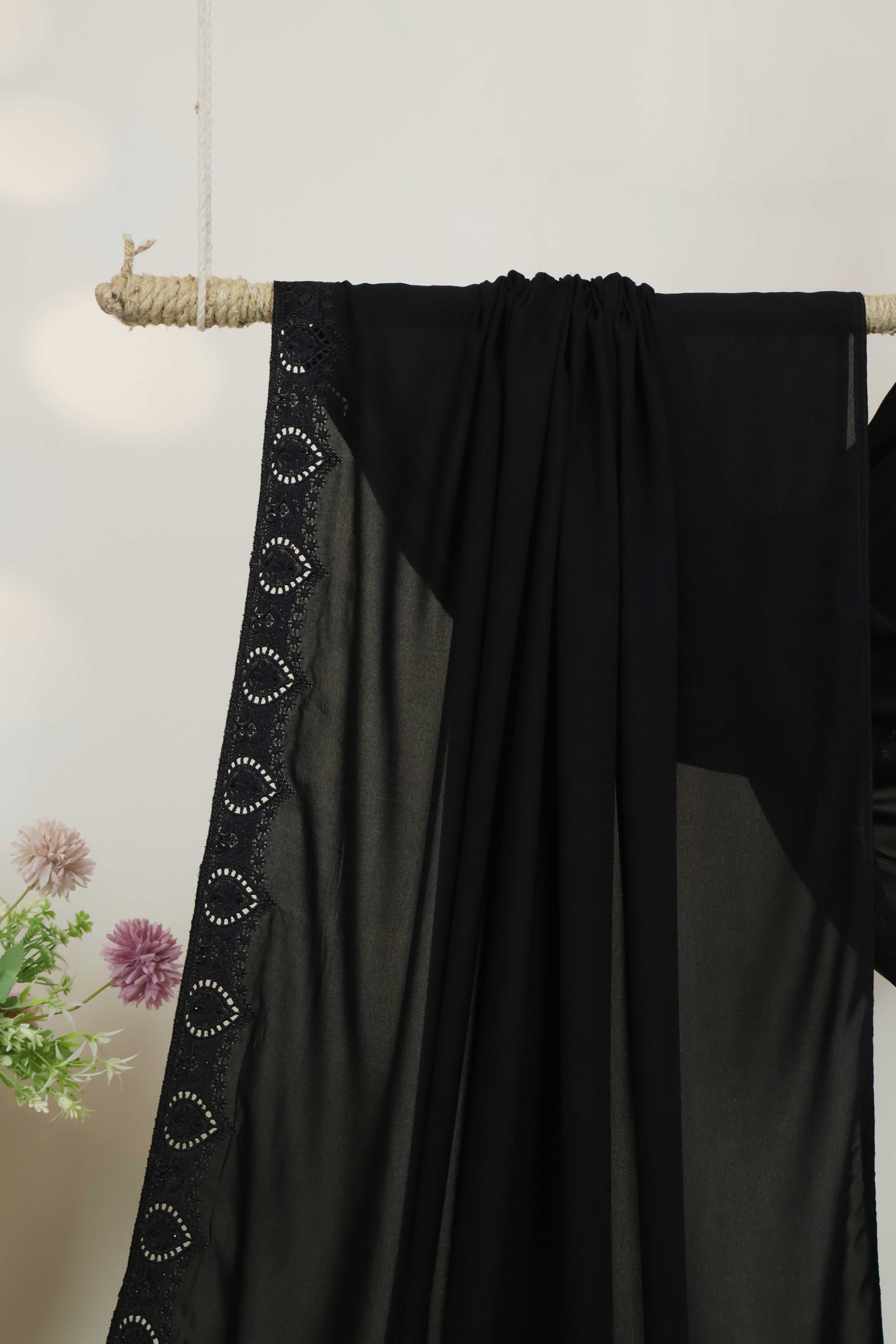 Embroidered Boarder Shawl HLSH189 - Image 4
