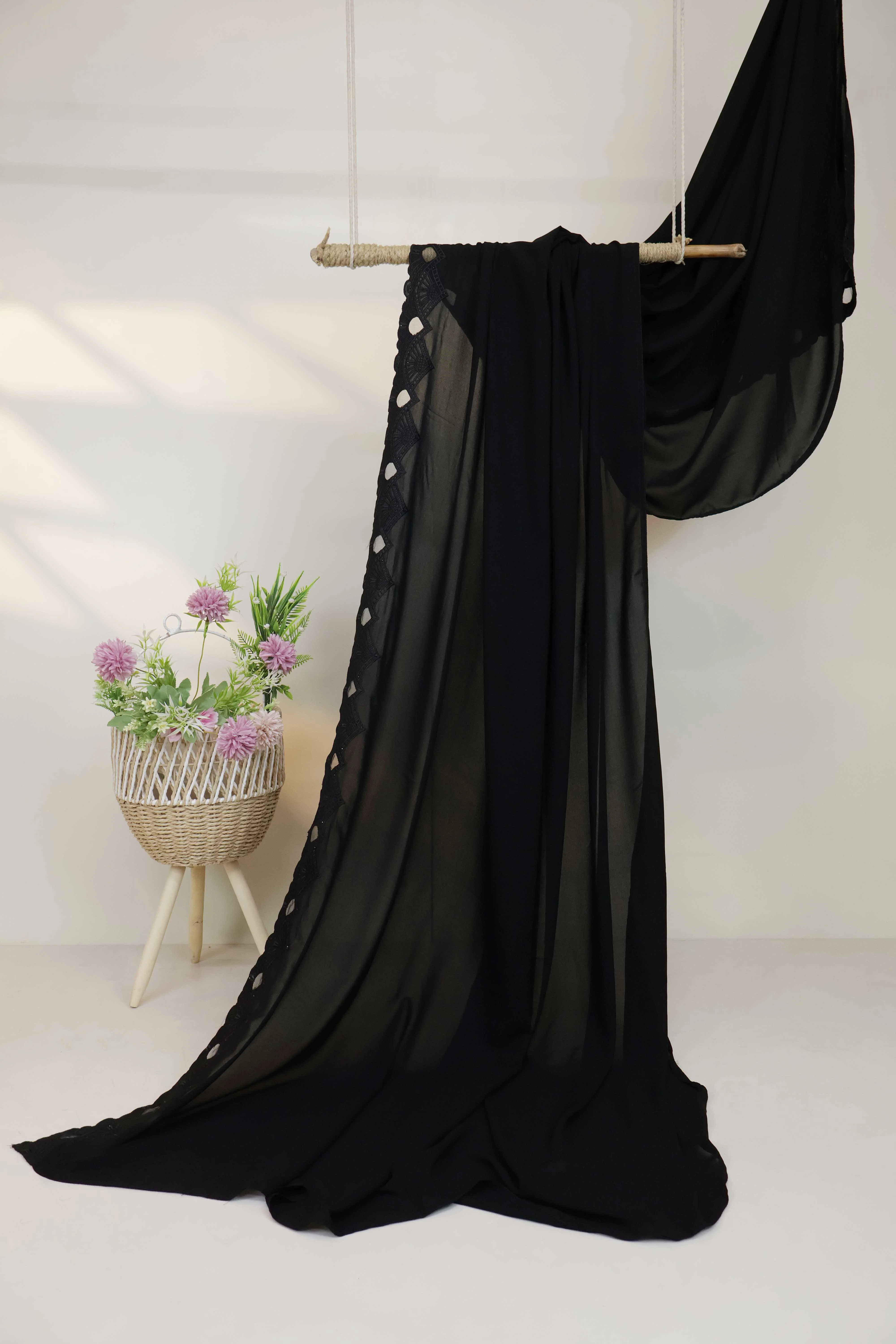 Embroidered Boarder Shawl HLSH70 - Image 4