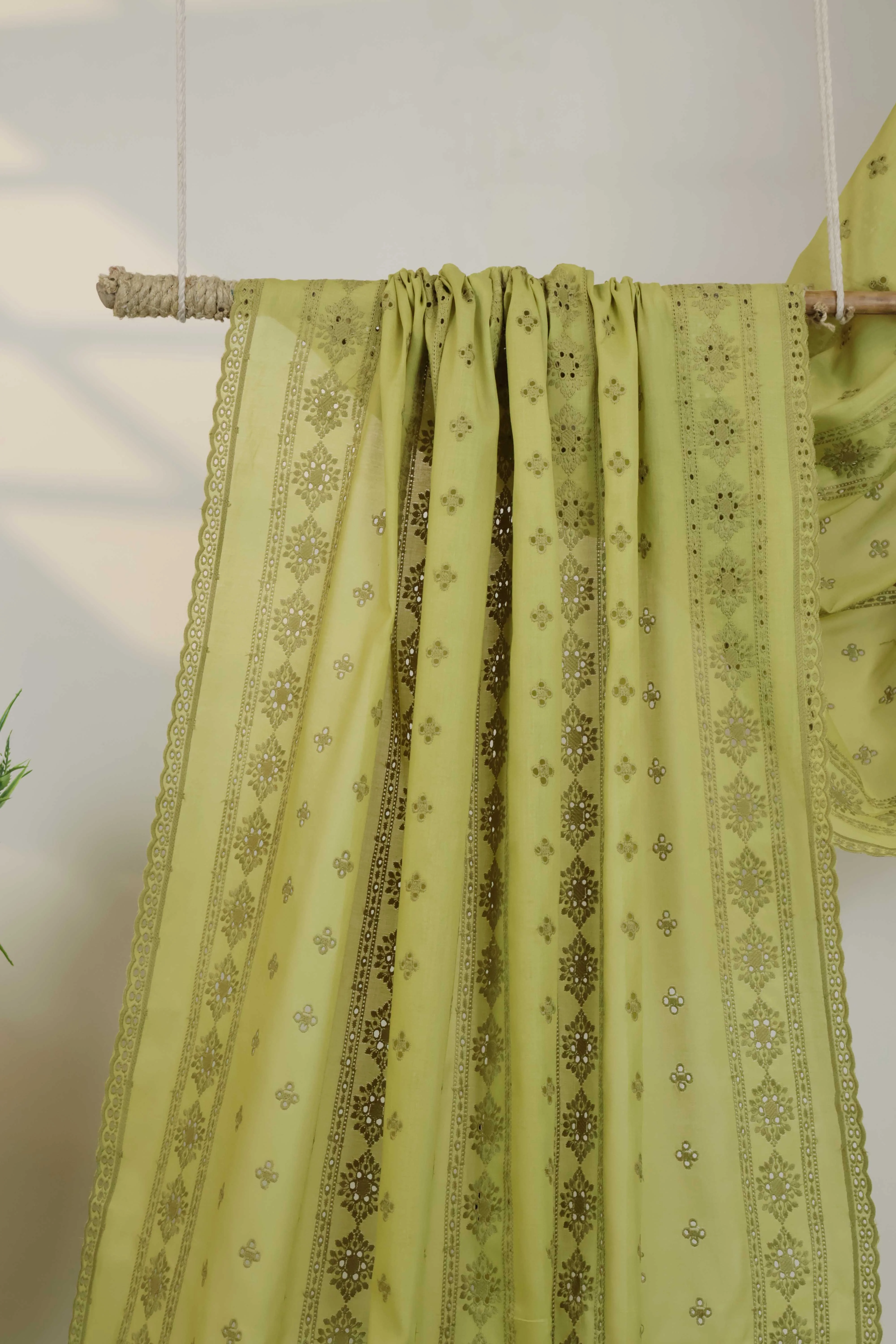 Embroidered Lawn Full Size Shawl 1477E - Image 2