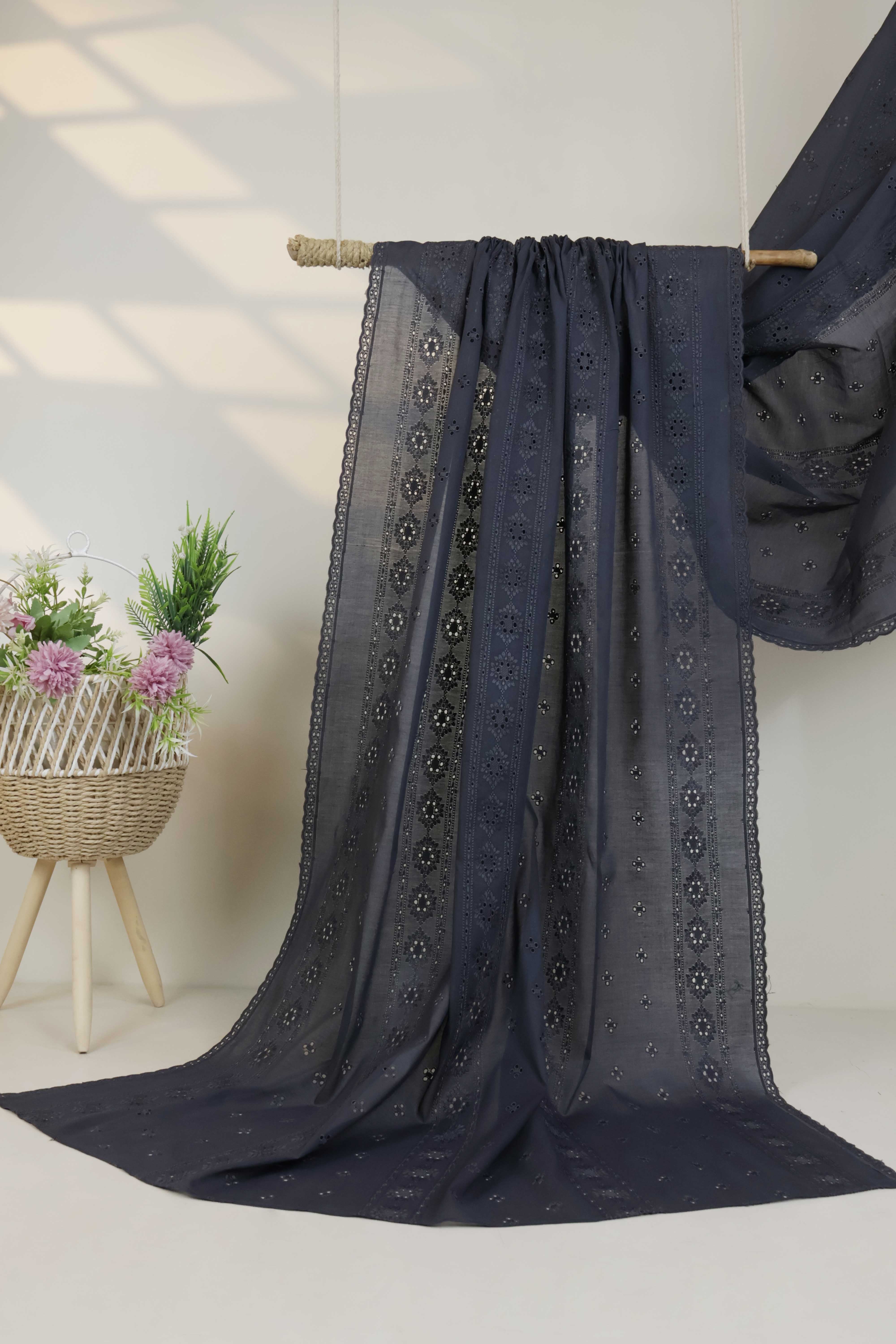 Embroidered Lawn Full Size Shawl 1477F - Image 3