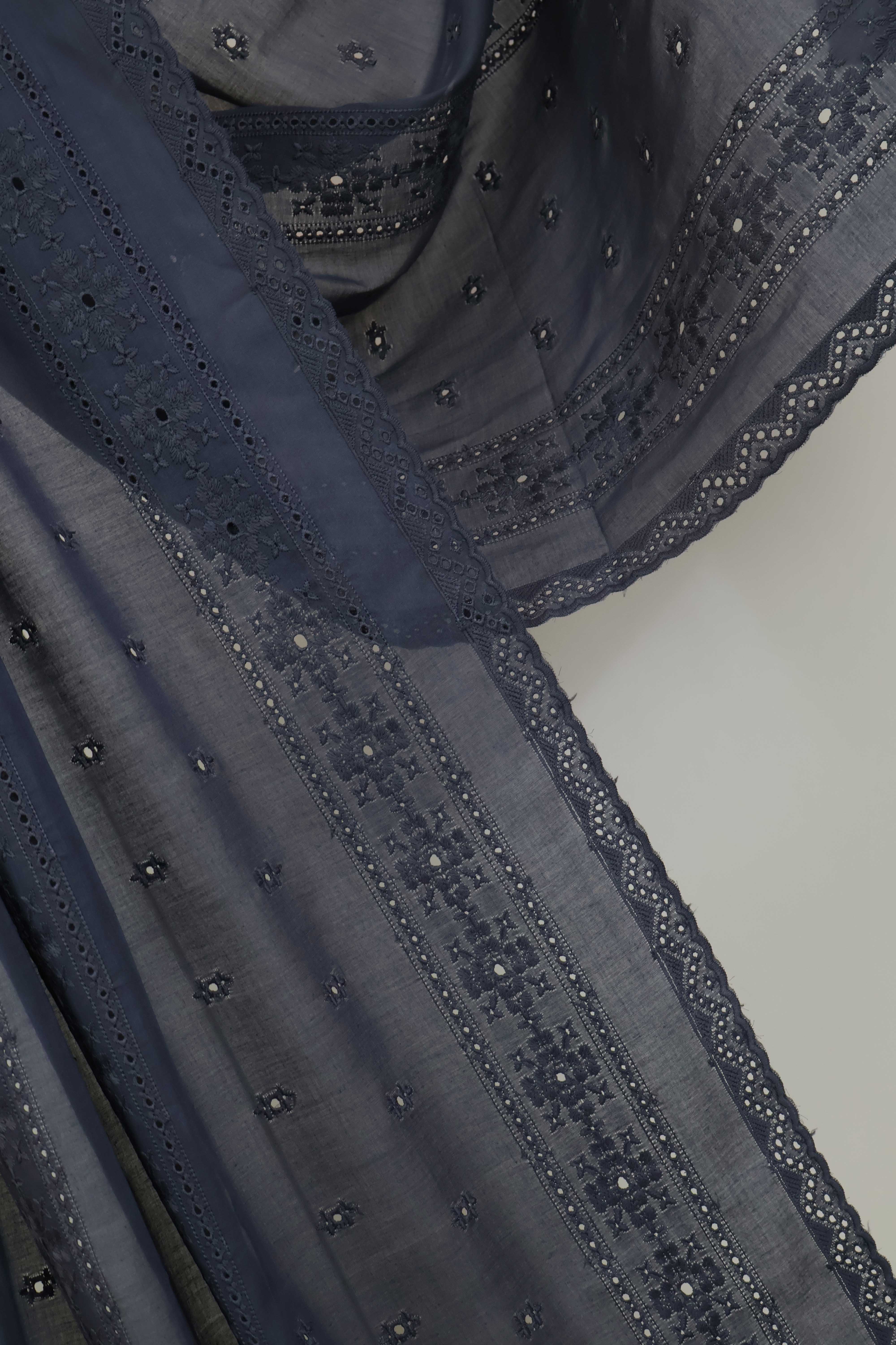 Embroidered Lawn Full Size Shawl 1477G - Image 3