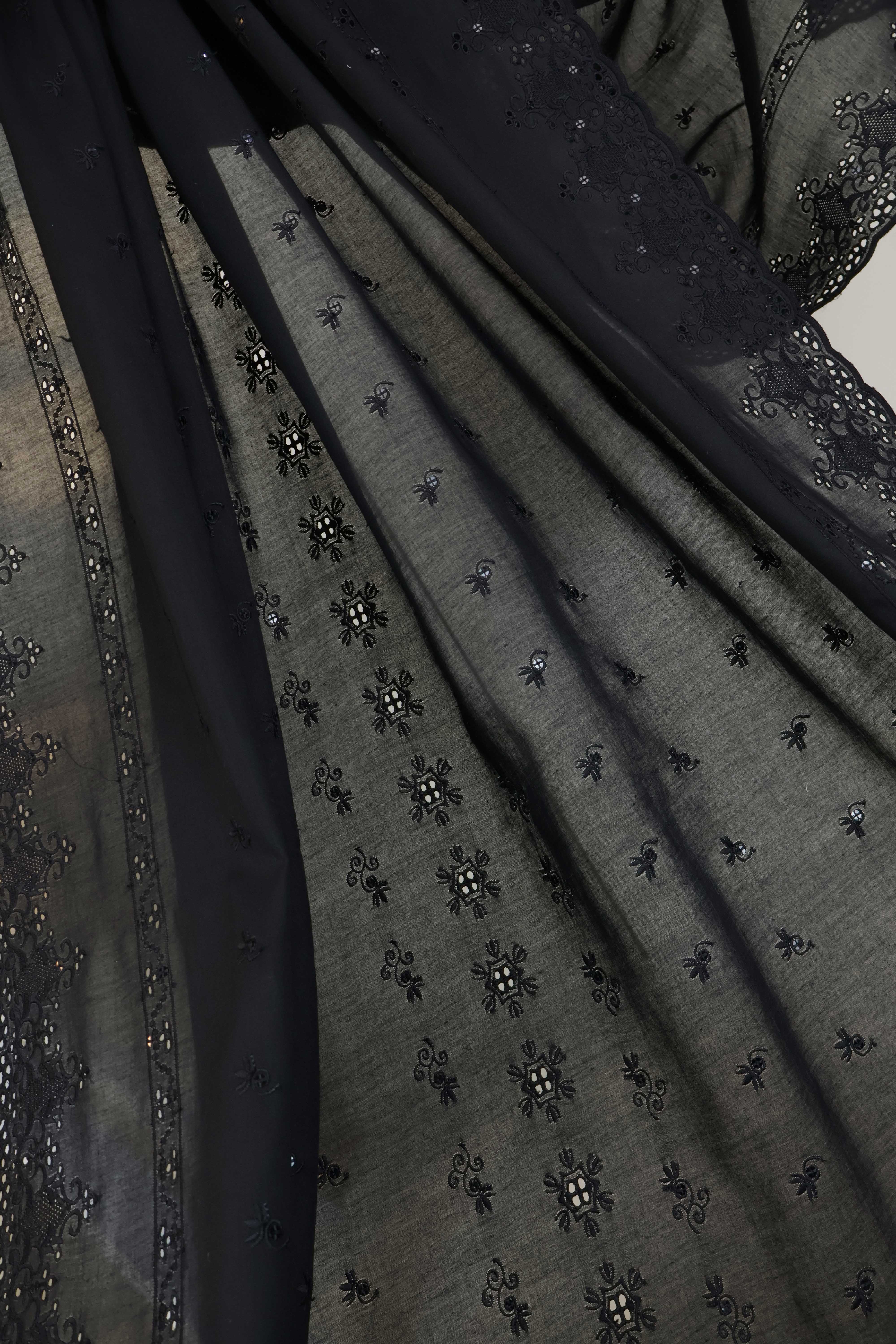 Embroidered Lawn Full Size Shawl 3179A - Image 3