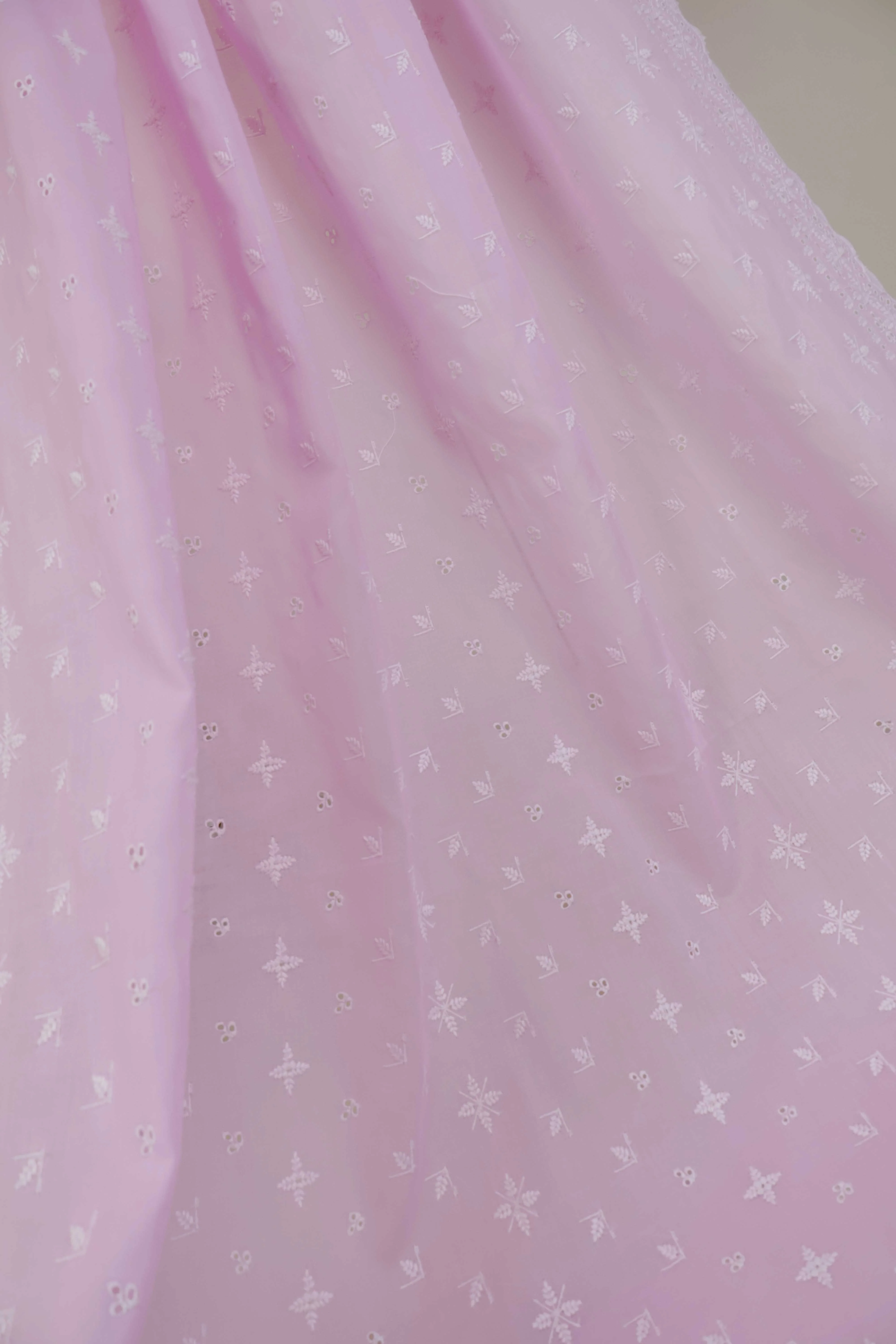 Embroidered Lawn Full Size Shawl 3849I - Image 5