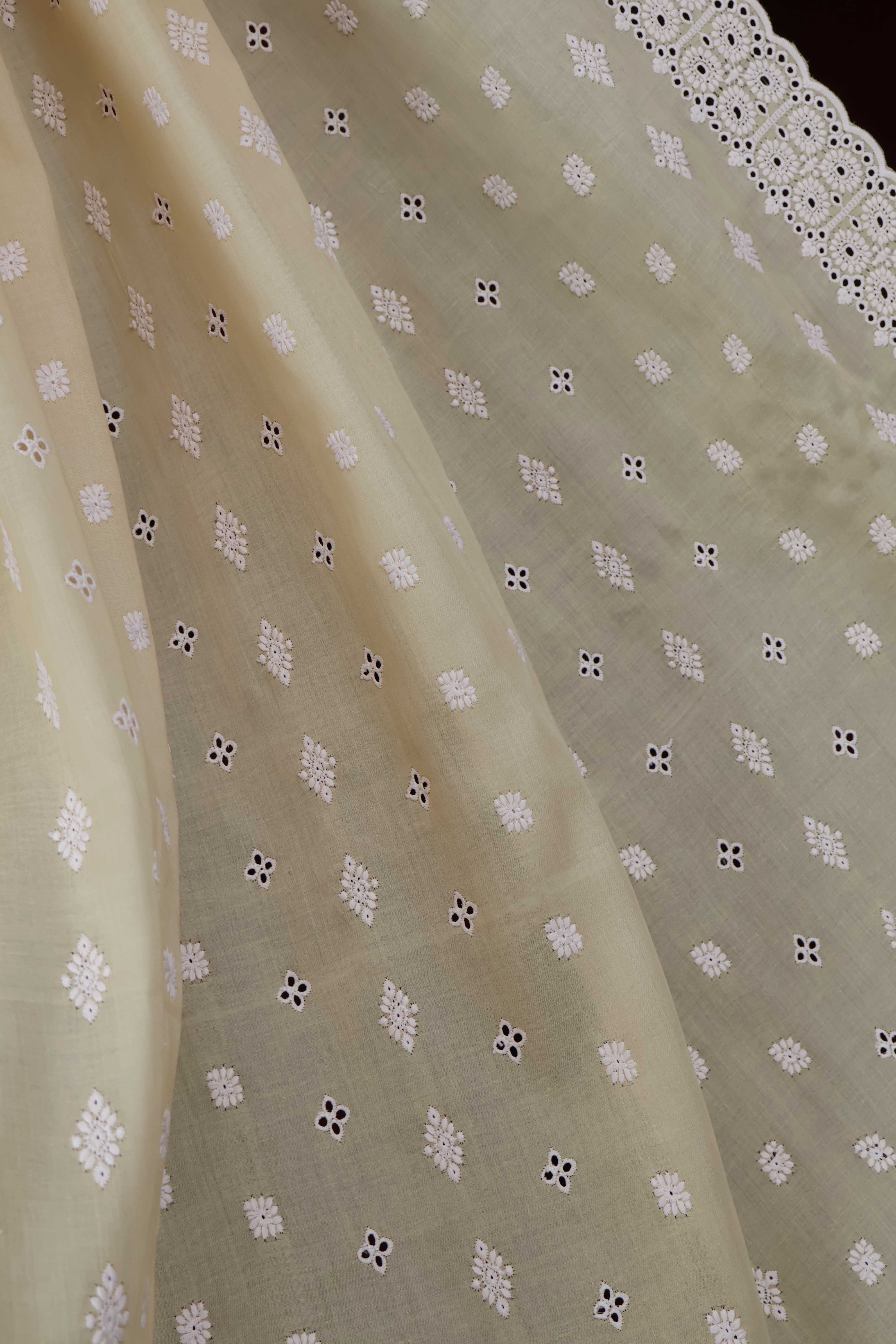 Embroidered Lawn Full Size Shawl 3849J - Image 3