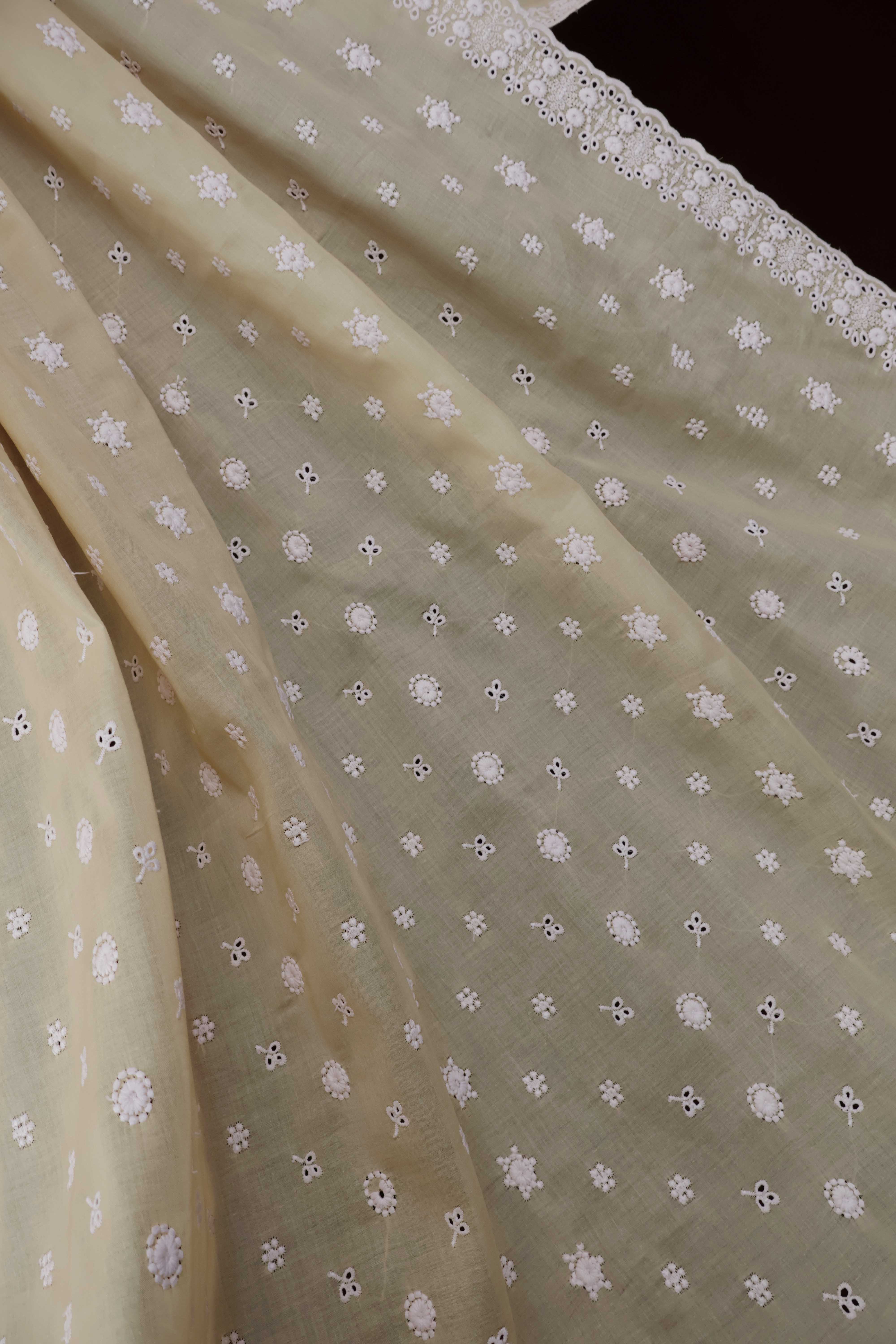 Embroidered Lawn Full Size Shawl 3849K - Image 2
